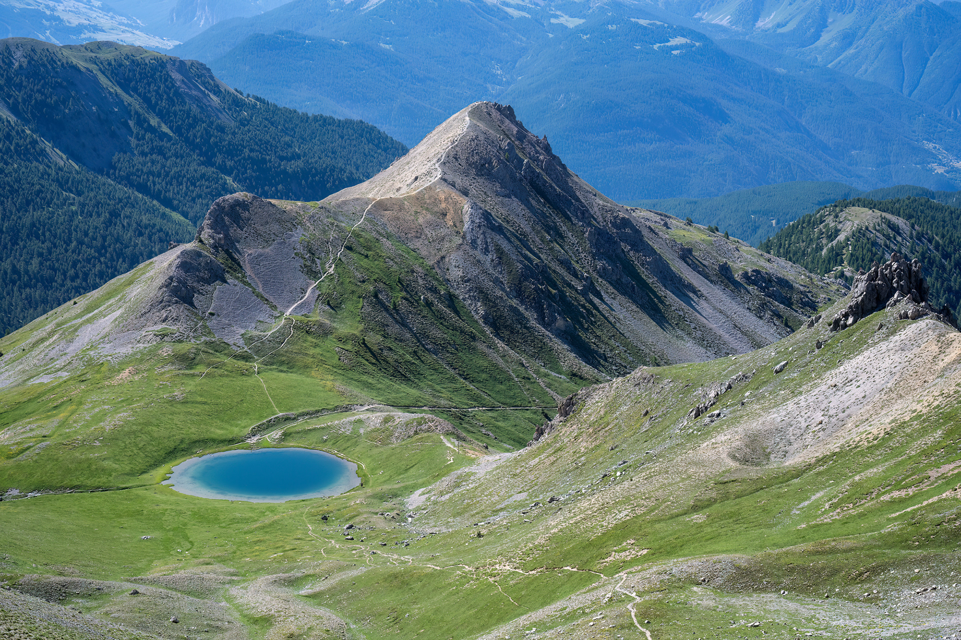 Lac de Soulieres e Sommet de Tronchet