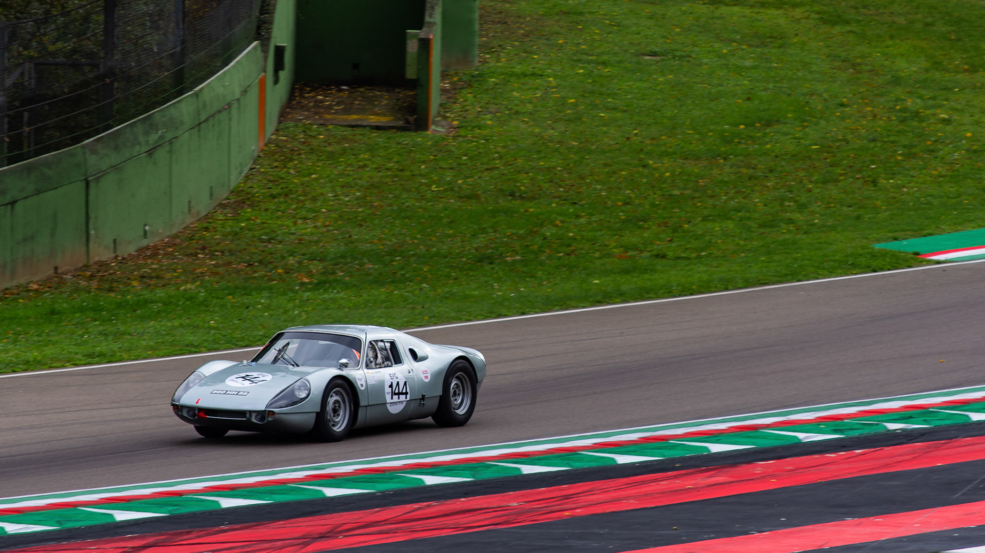 Porsche 904 (1963)