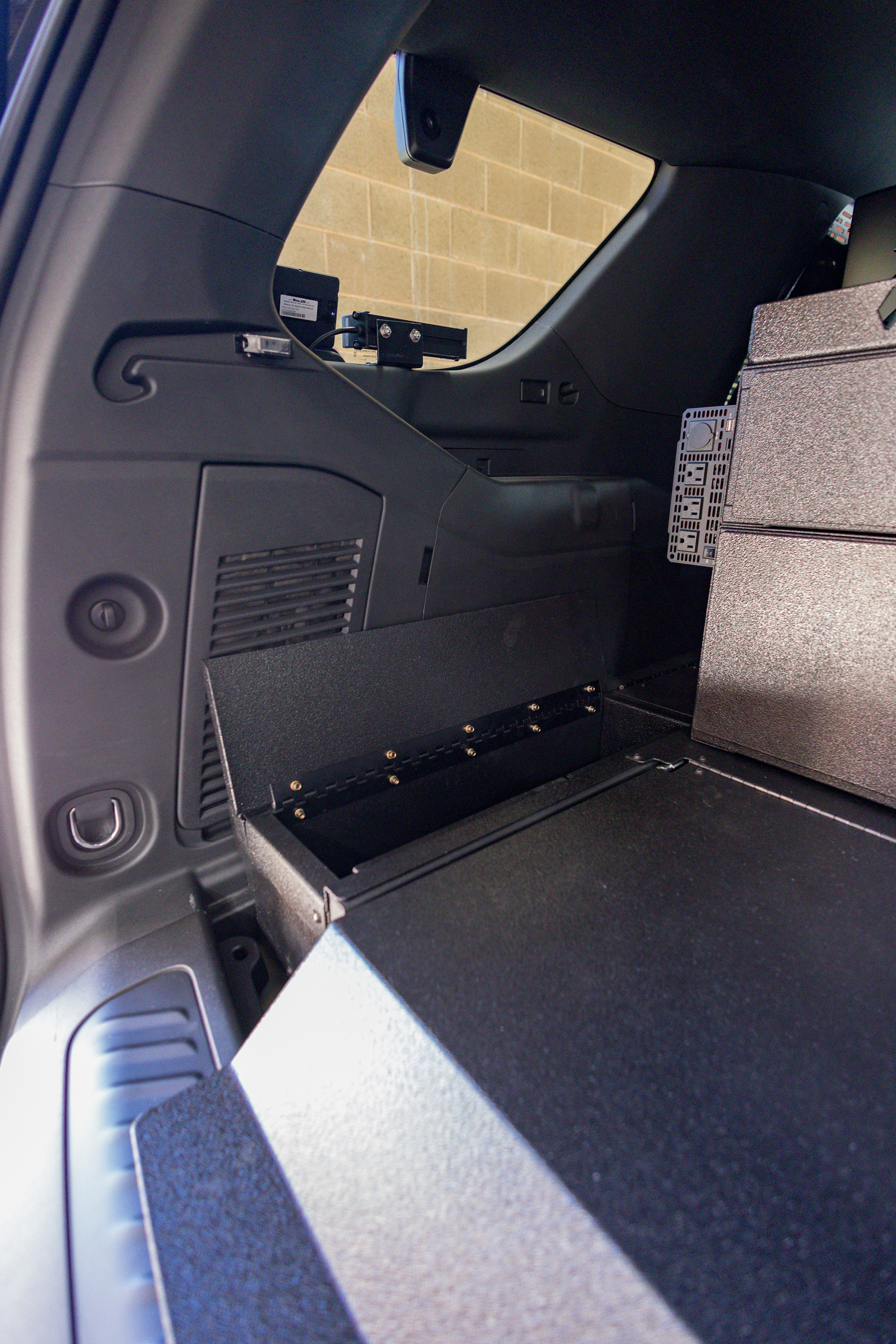 Tahoe trunk storage