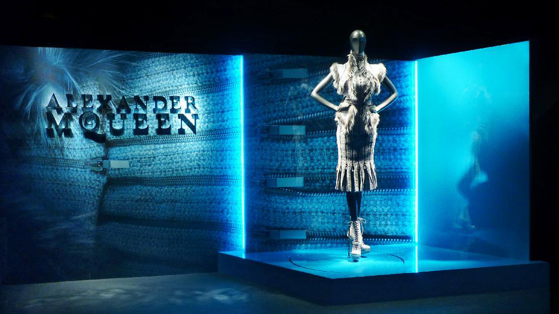 2012, Printemps Haussmann windows @DavidMoliere