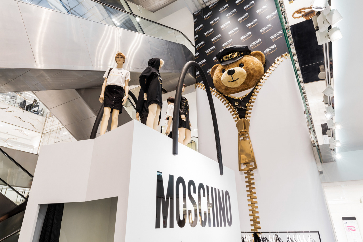 2018, Pop-Up Store @Moschino, Printemps Haussmann