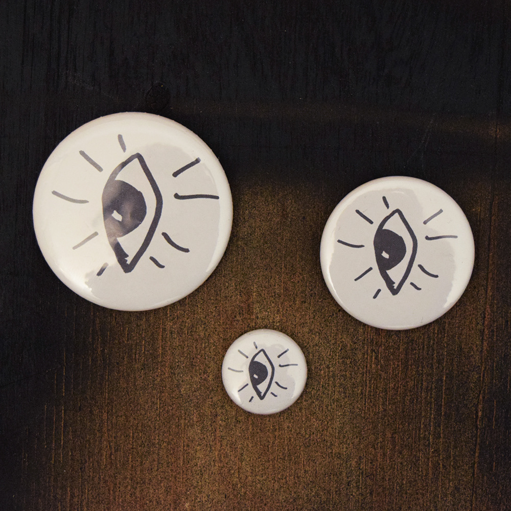 Eye buttons of various sizes