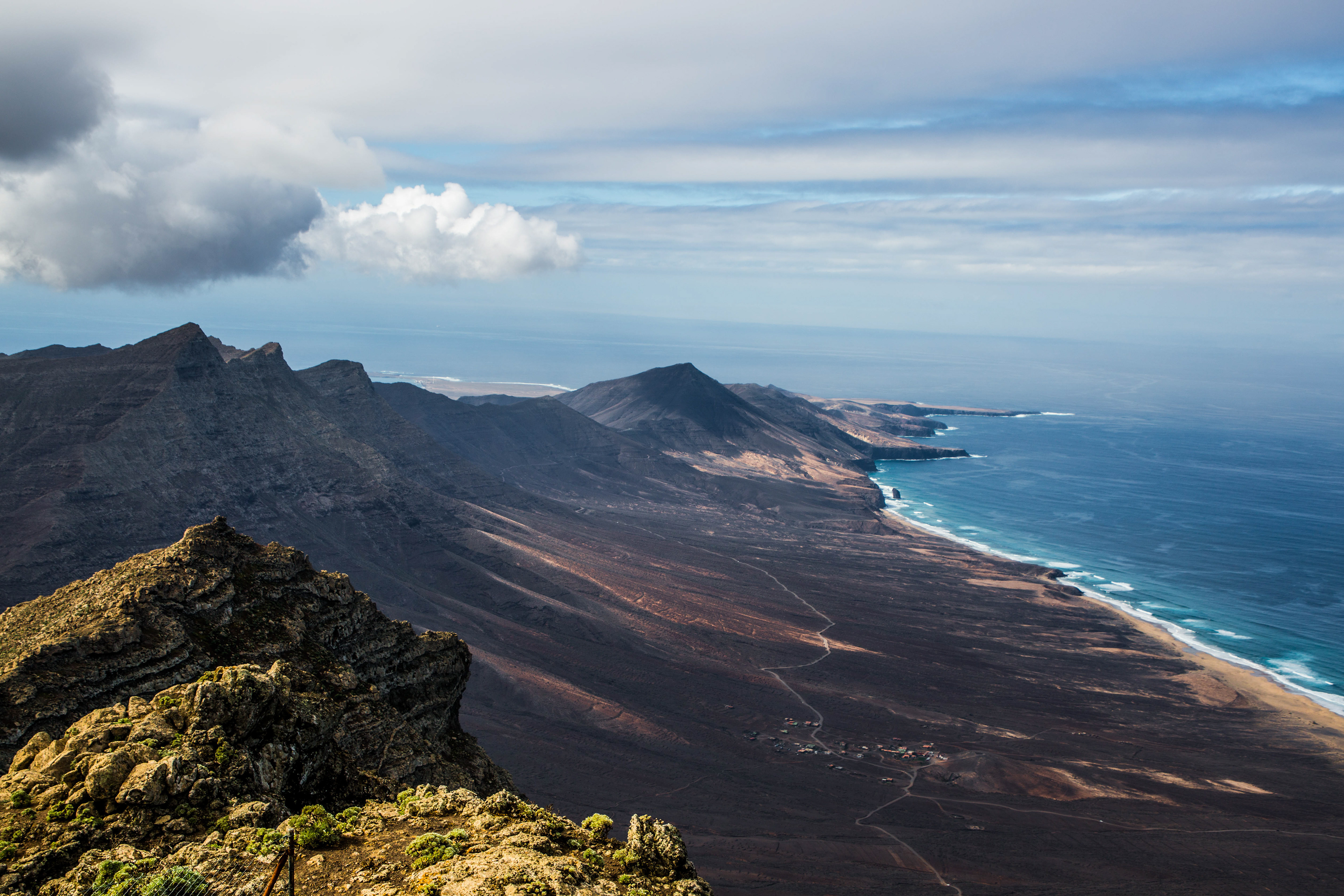 pic de zarza, oreille de l'âne, randonnée, parc naturel de jandia, biodiversité, fuerteventura, randonnée, chaîne de montagne