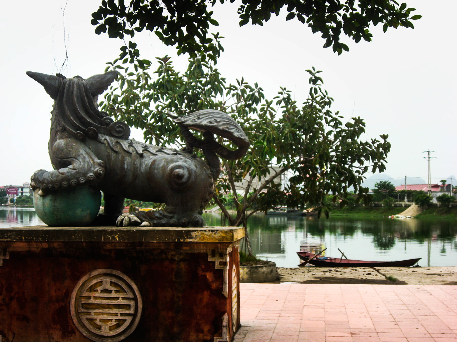 Pagode des parfums, Chùa Hương, Hương Sơn, montagne du parfum, embarcadère de la rivière Yến