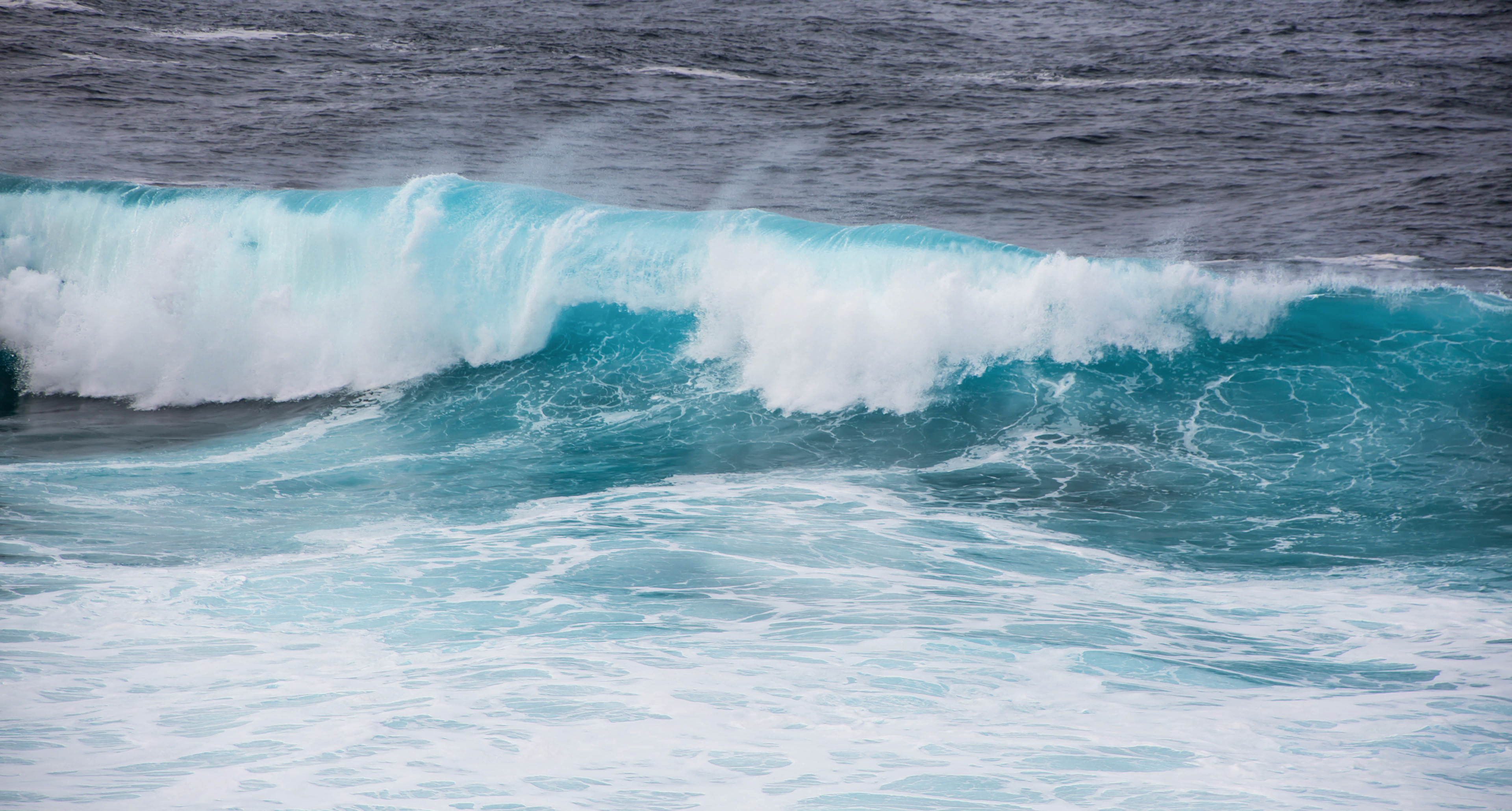 péninsule de jandia, océan atlantique, fuerteventura, canaries, vague déchainée