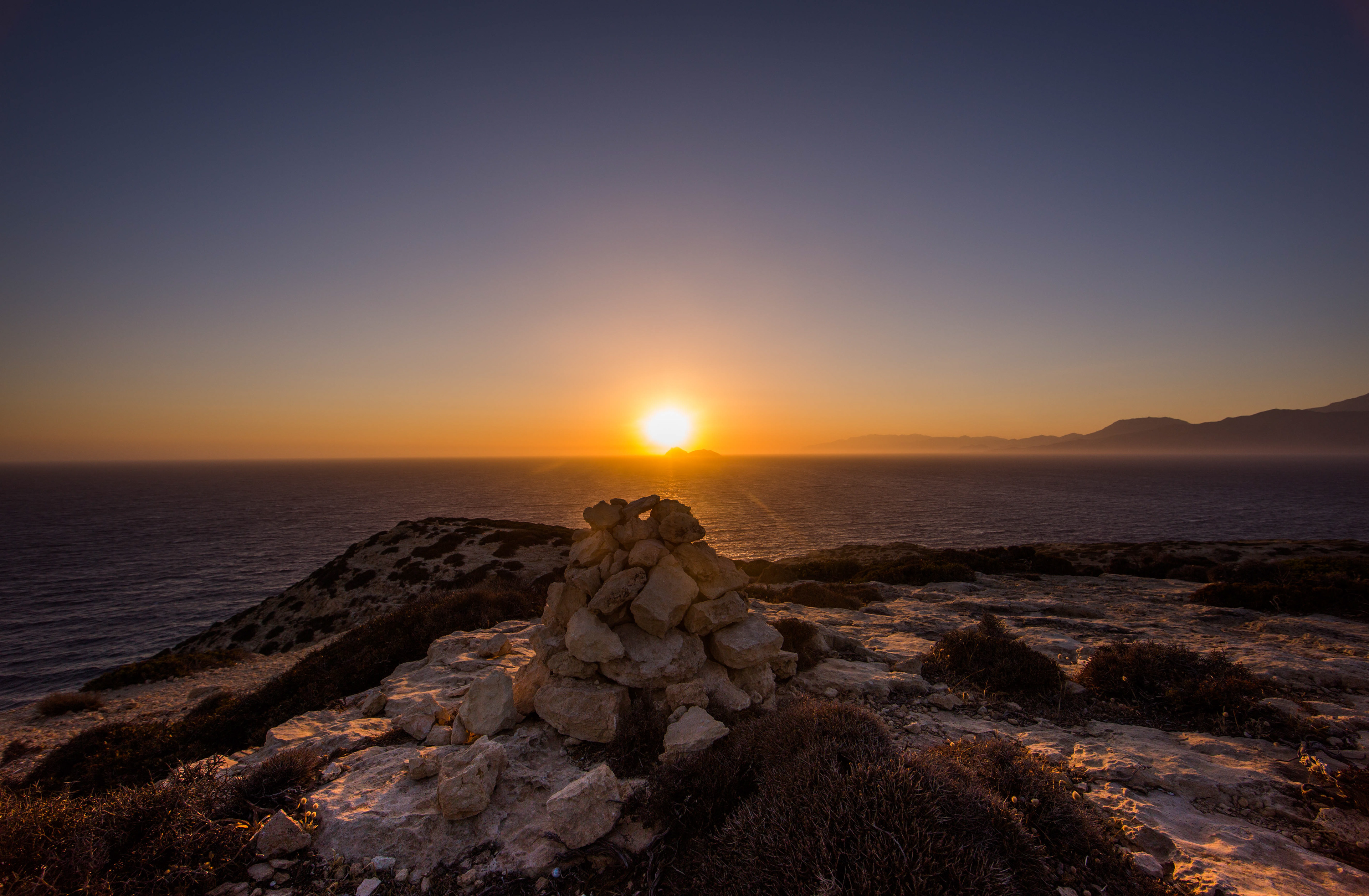 eaux turquoises, mer, rocher, Red Beach, Matala, coucher de soleil, panoramique