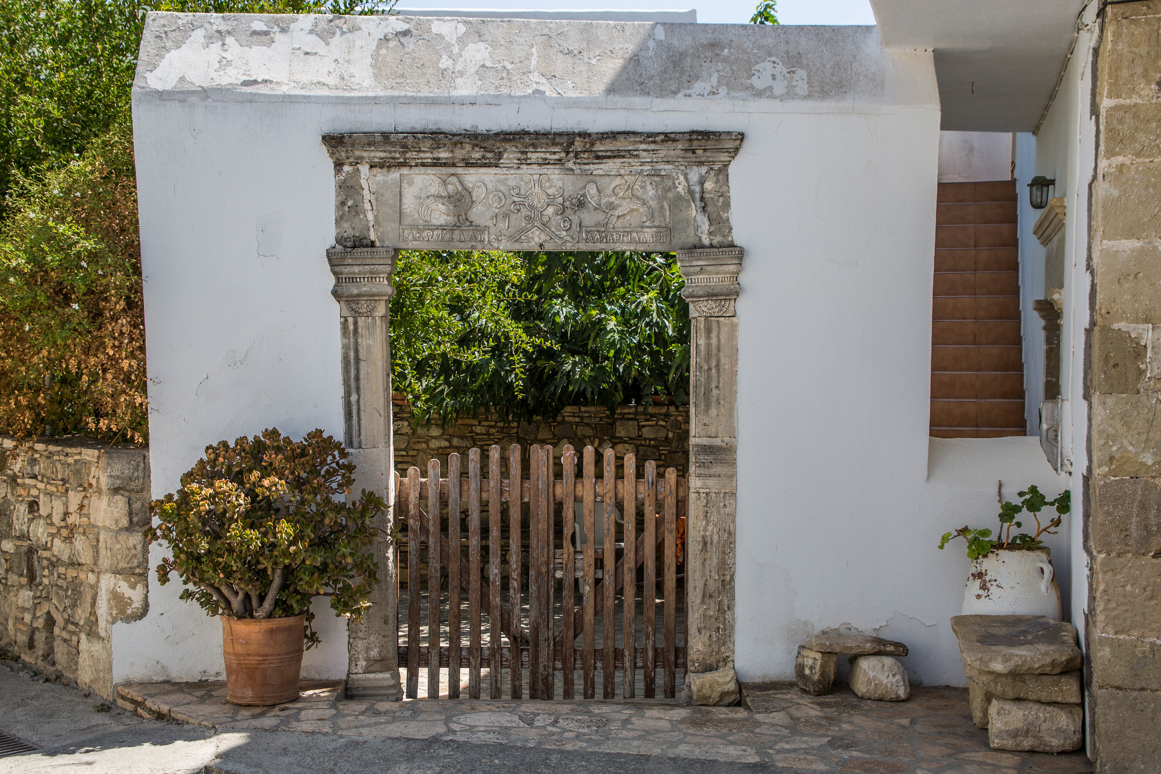 village de vori, crete