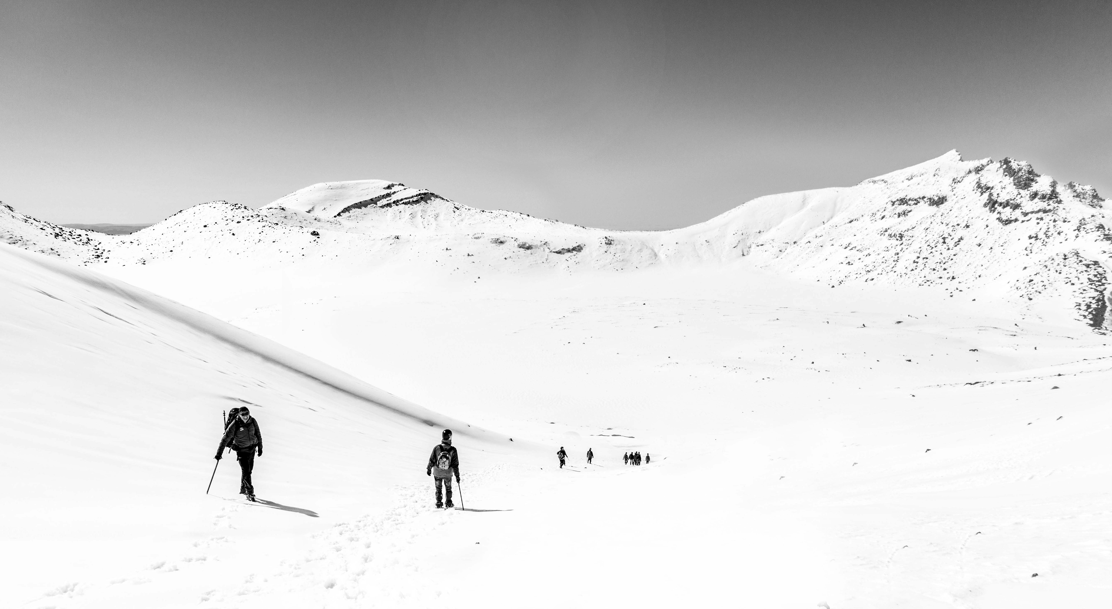 nouvelle zélande, alpine crossing Tongariro, site classé patrimoine de l’unesco, zone d’activité volcanique, volcan, montagne, glacier, Hawke's bay, parc national, neige,