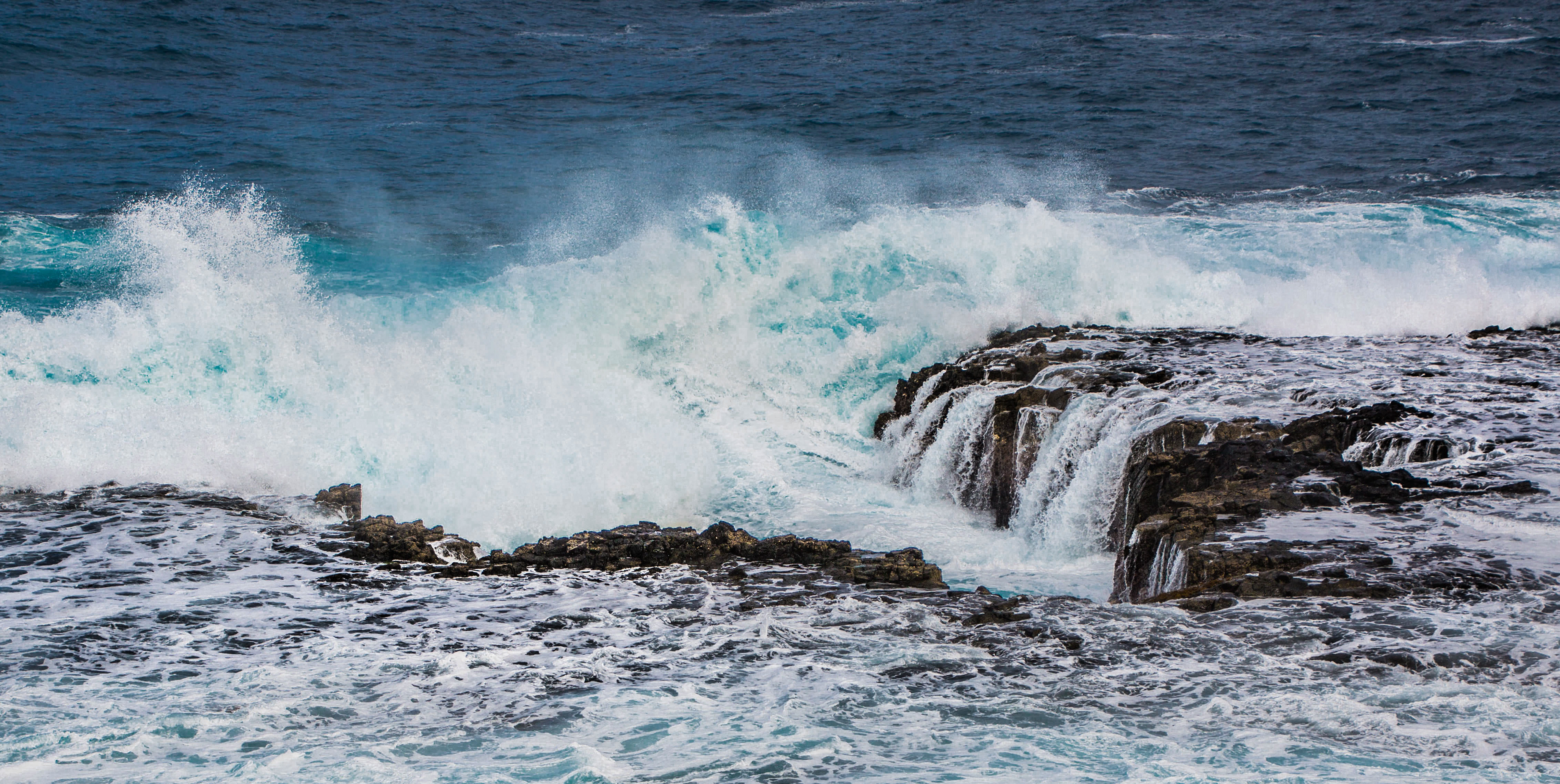 péninsule de jandia, océan atlantique, fuerteventura, canaries, vague déchainée