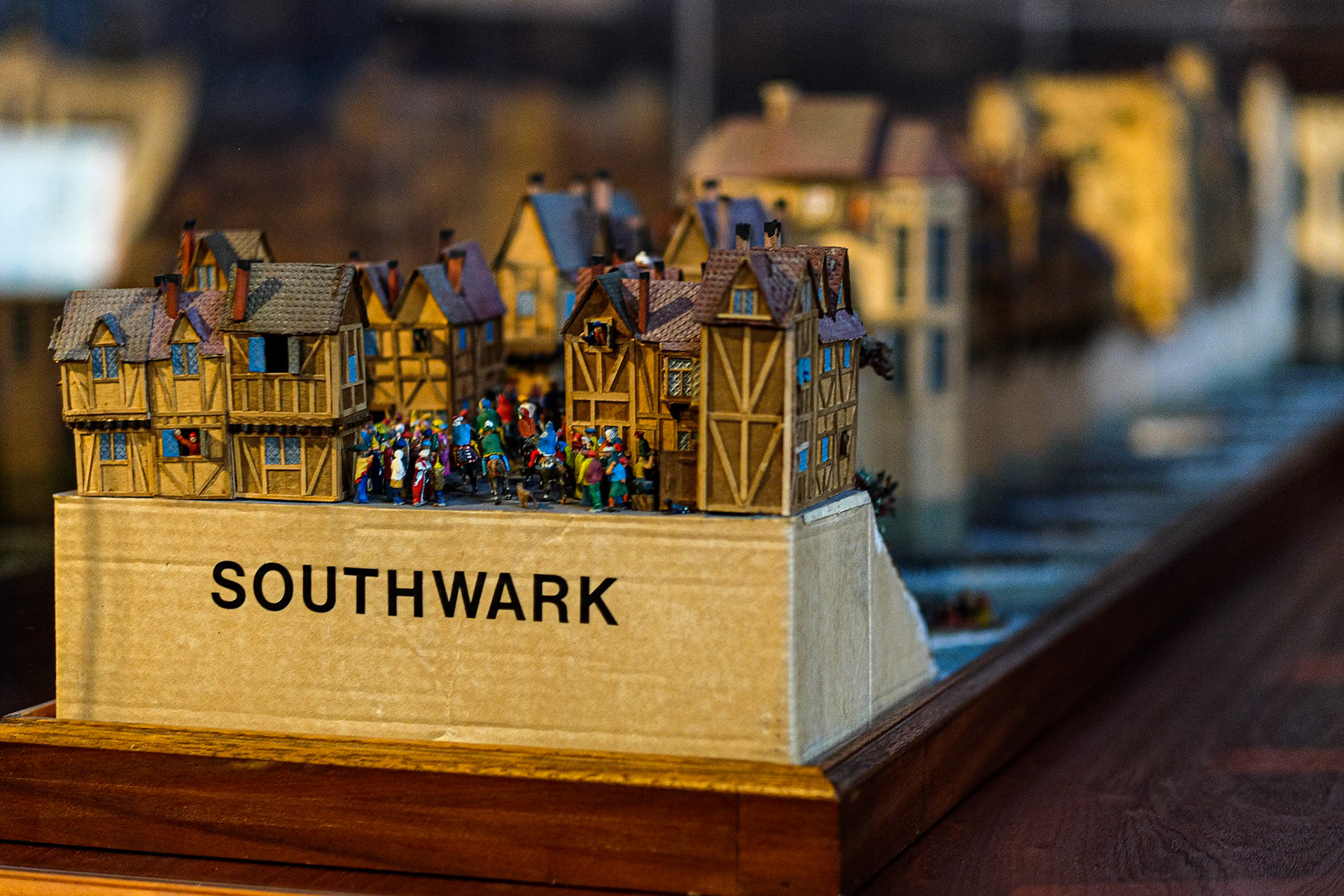 363/365 Ye olde London Bridge