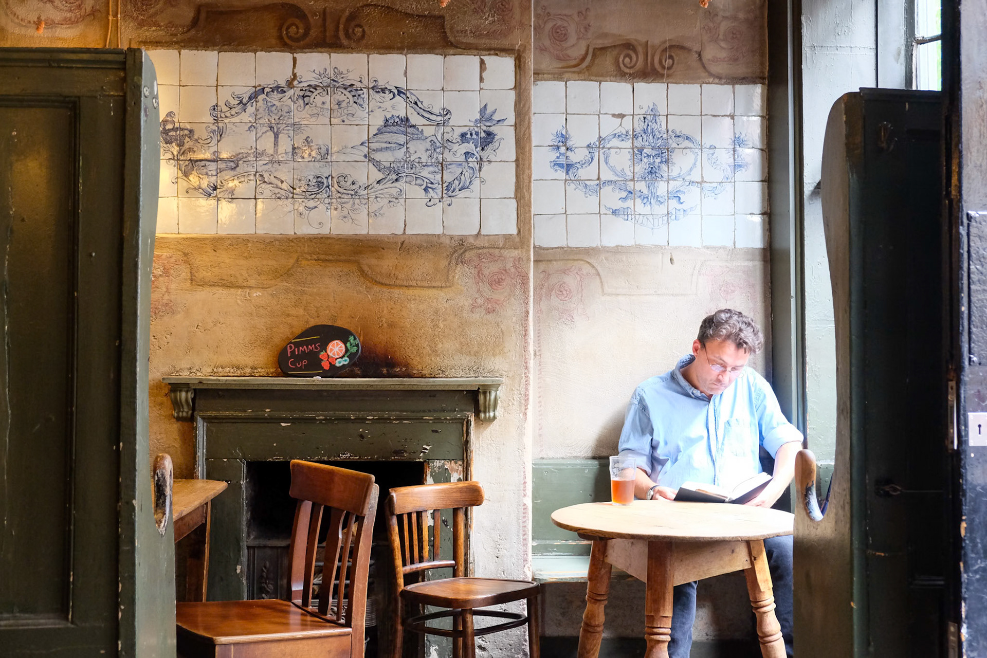215/365 Beer and a book