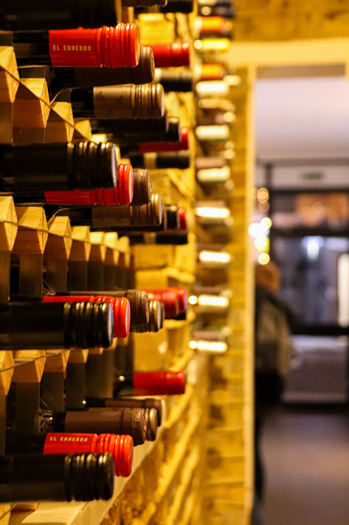 027/365 Well stocked bar