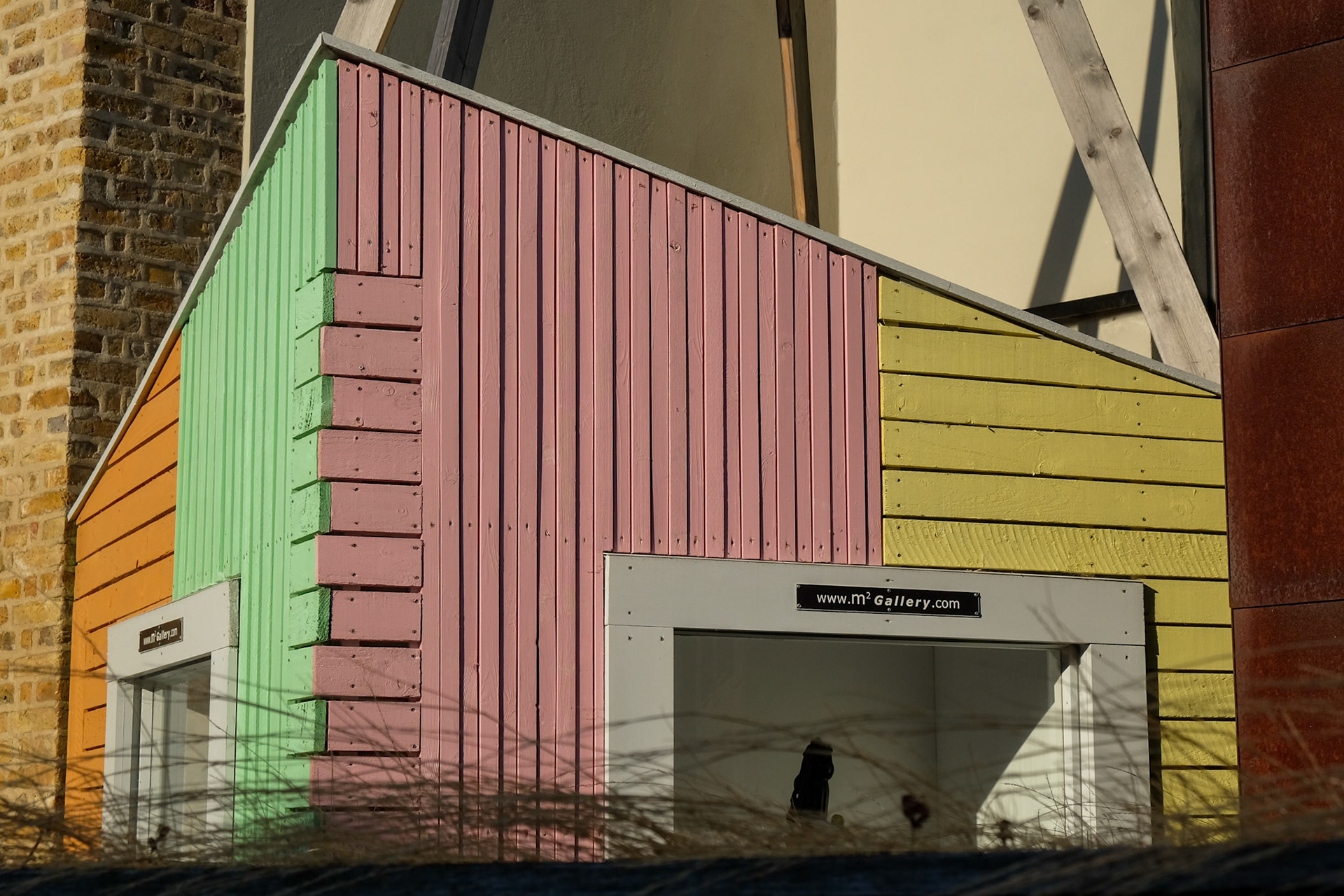 225/365 The tiniest gallery in the world?