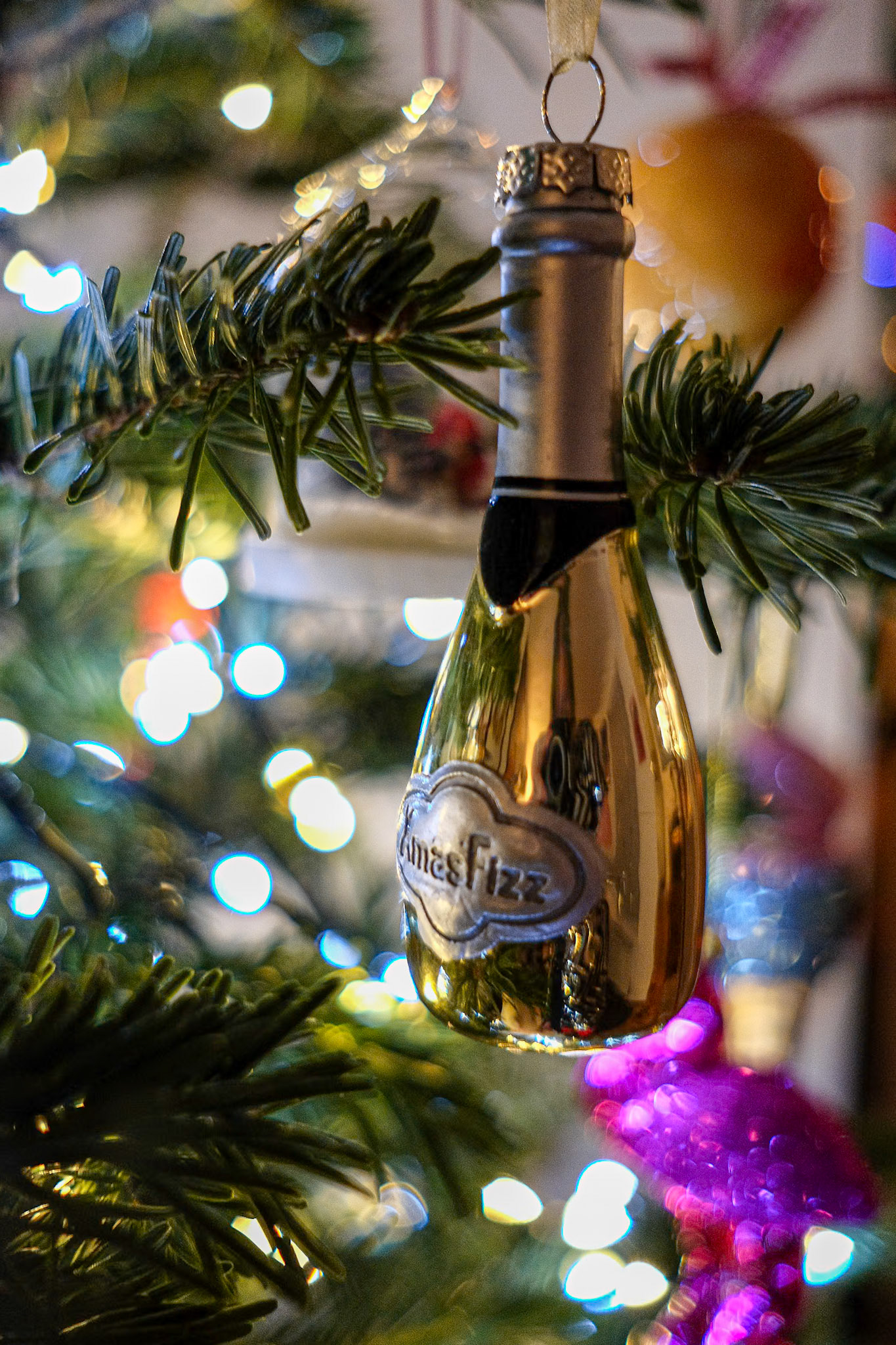 365/365 Popping a cork to say goodbye to 2022