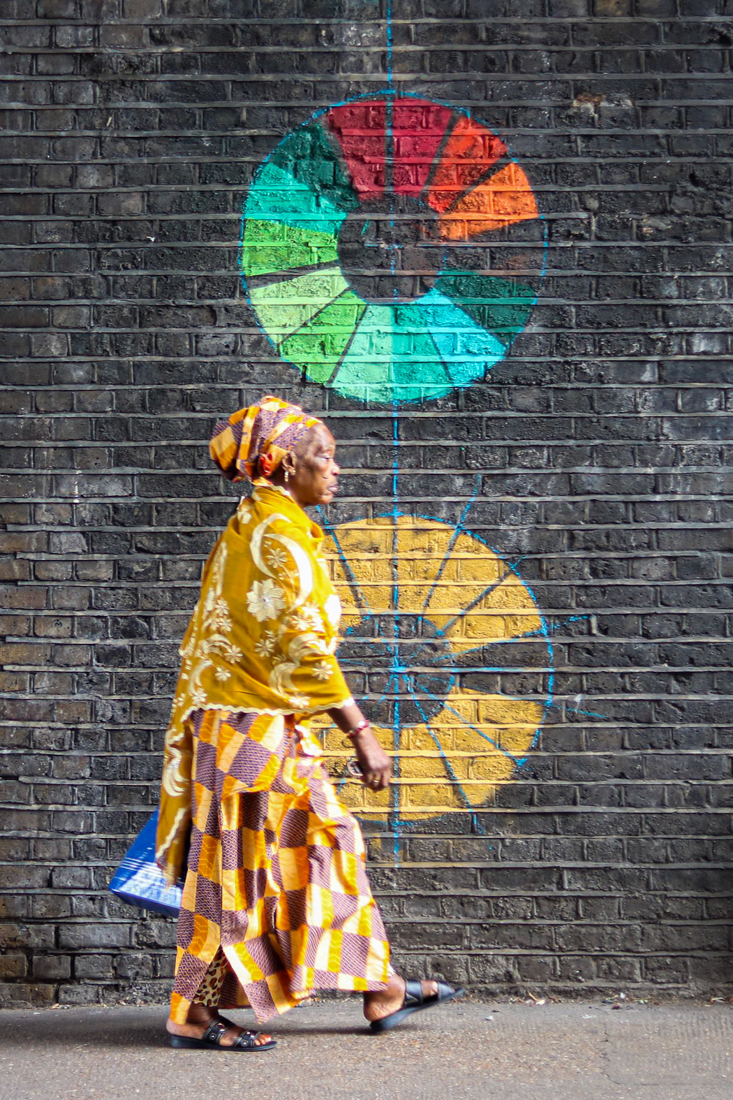 182/365 Going for gold