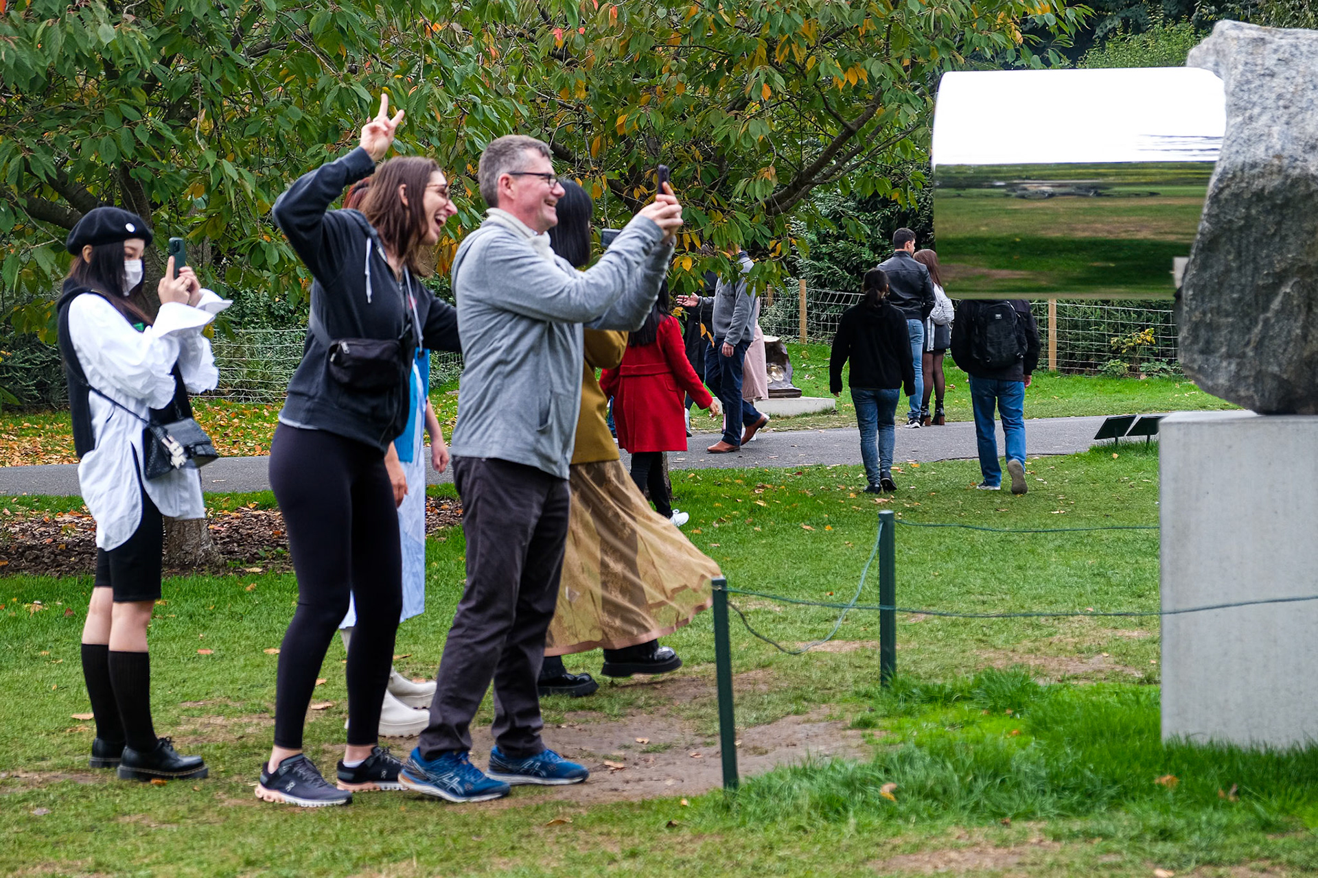 289/365 Interacting with art