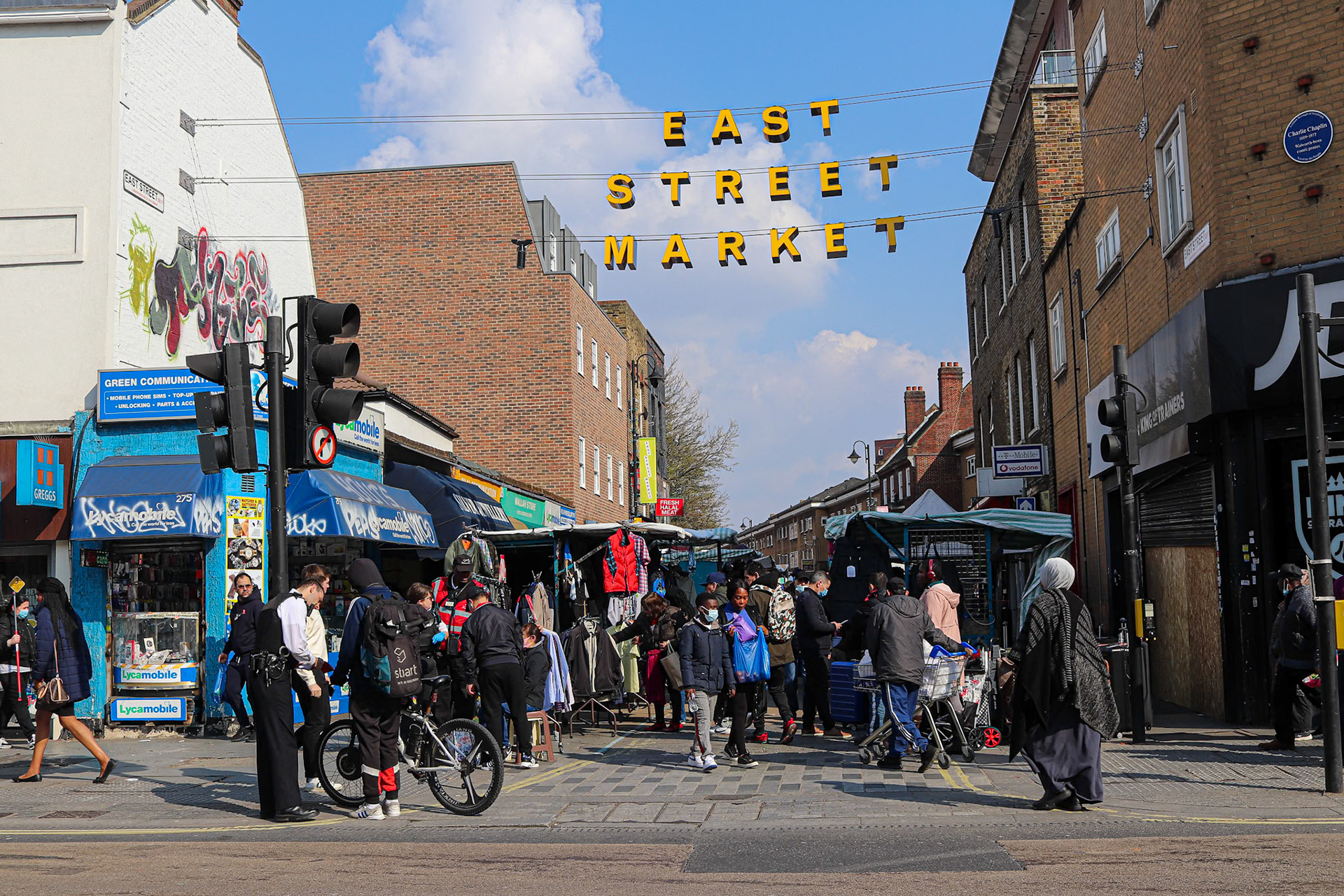 079/365 Sunny Sunday on East Street