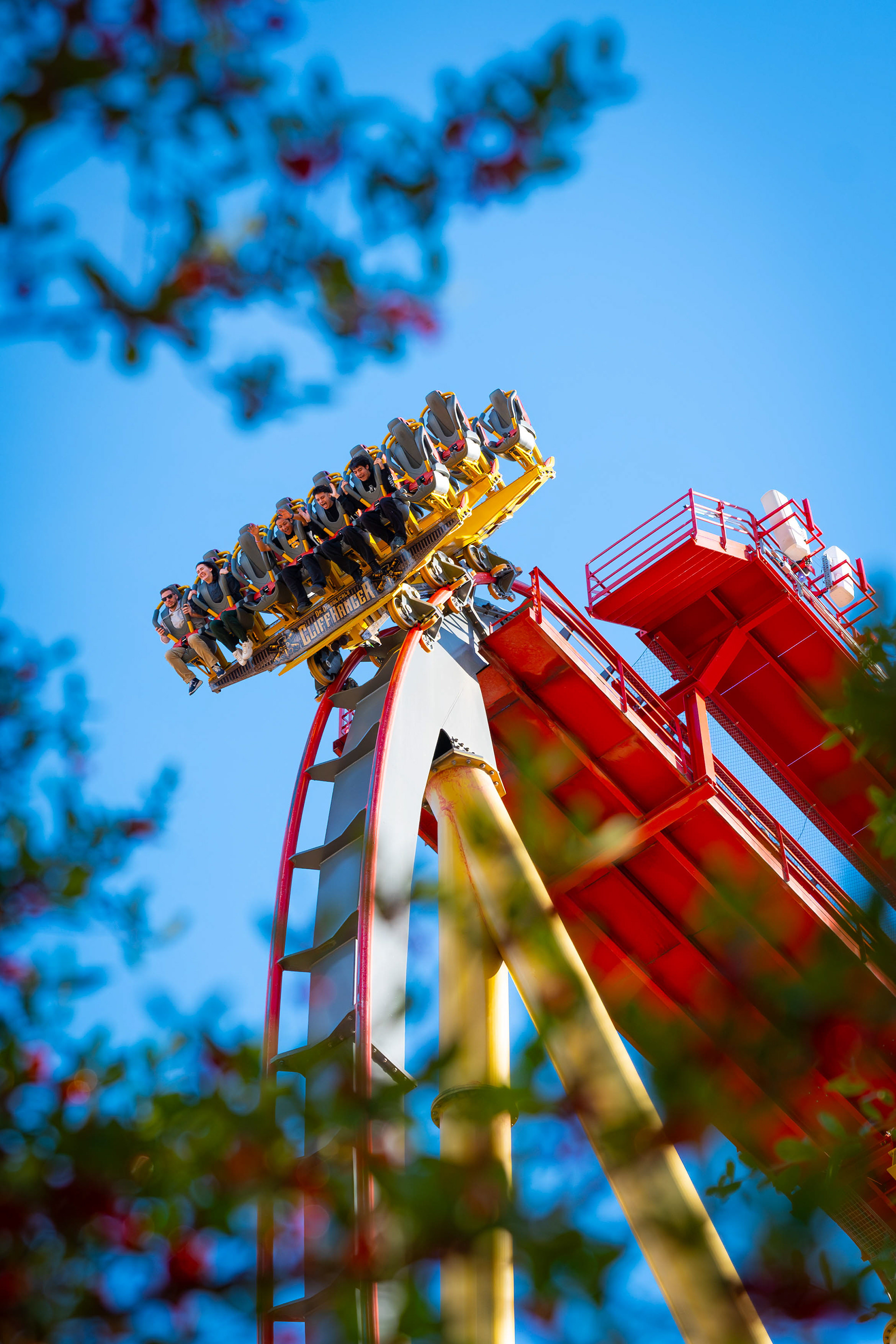 Dr. Diabolical's Cliffhanger - Six Flags Fiesta Texas
