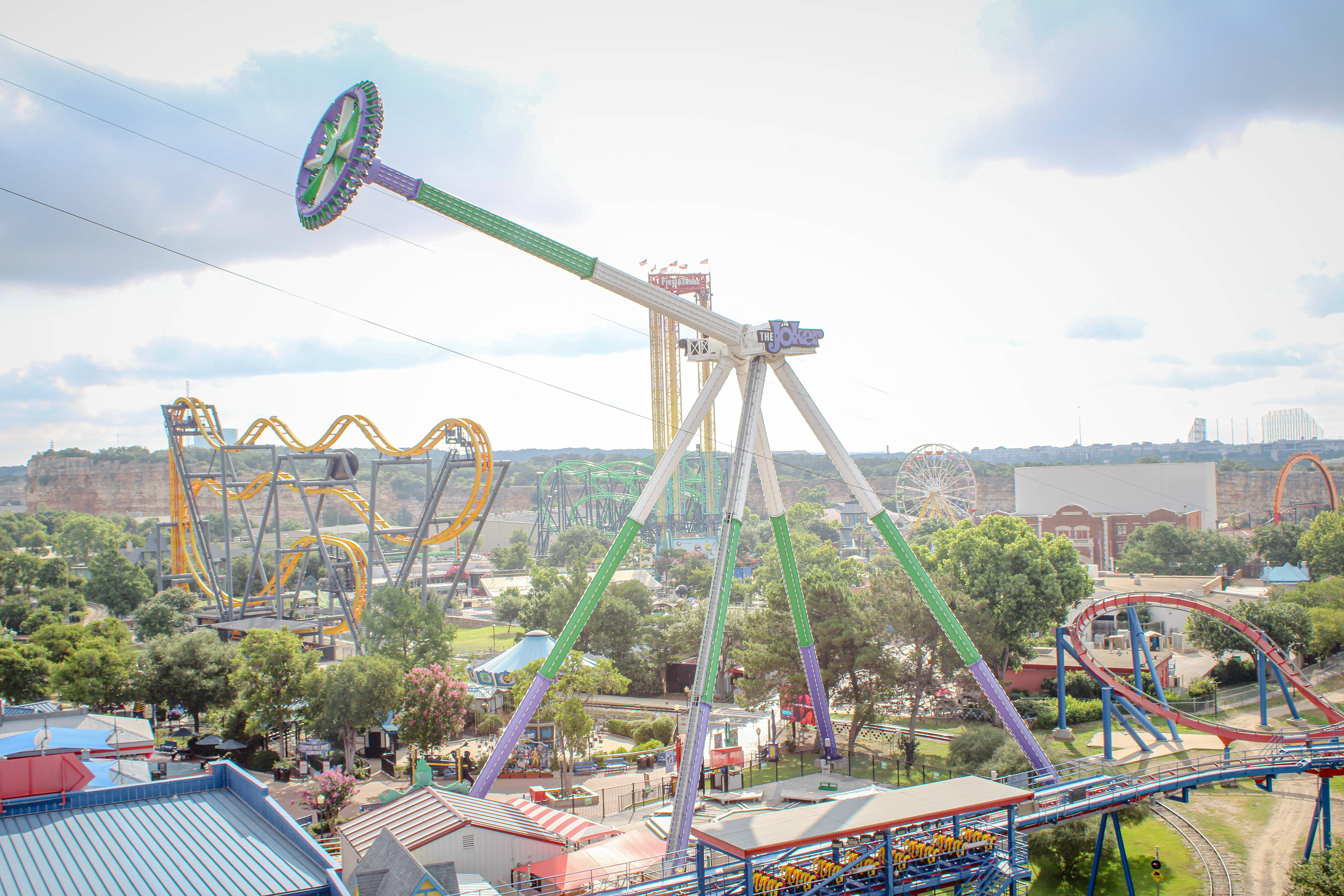 Joker Carnival of Chaos - Six Flags Fiesta Texas