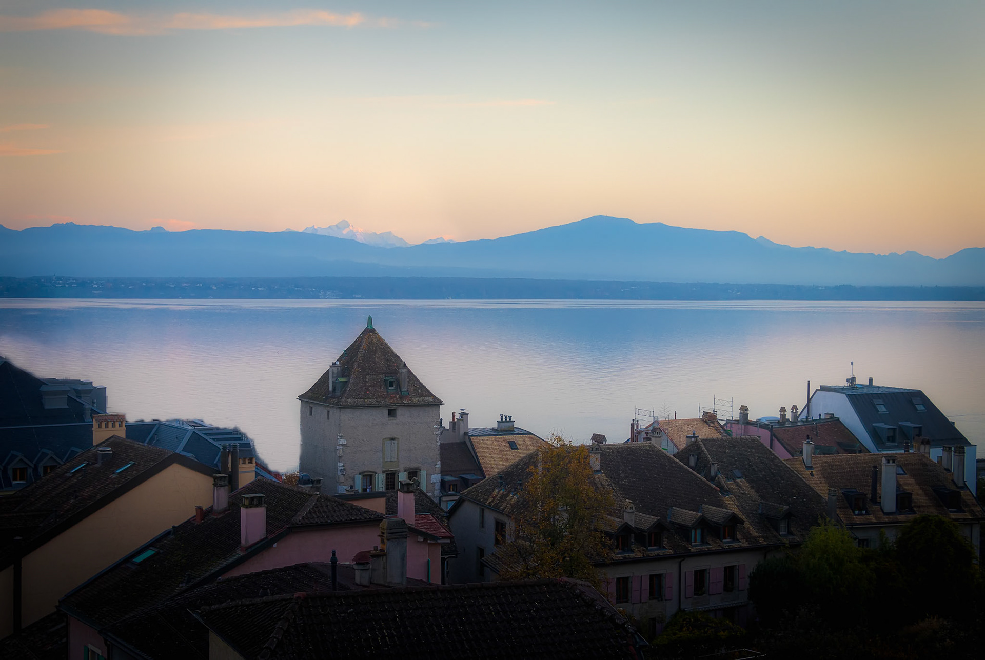 Tour Cesar à Nyon