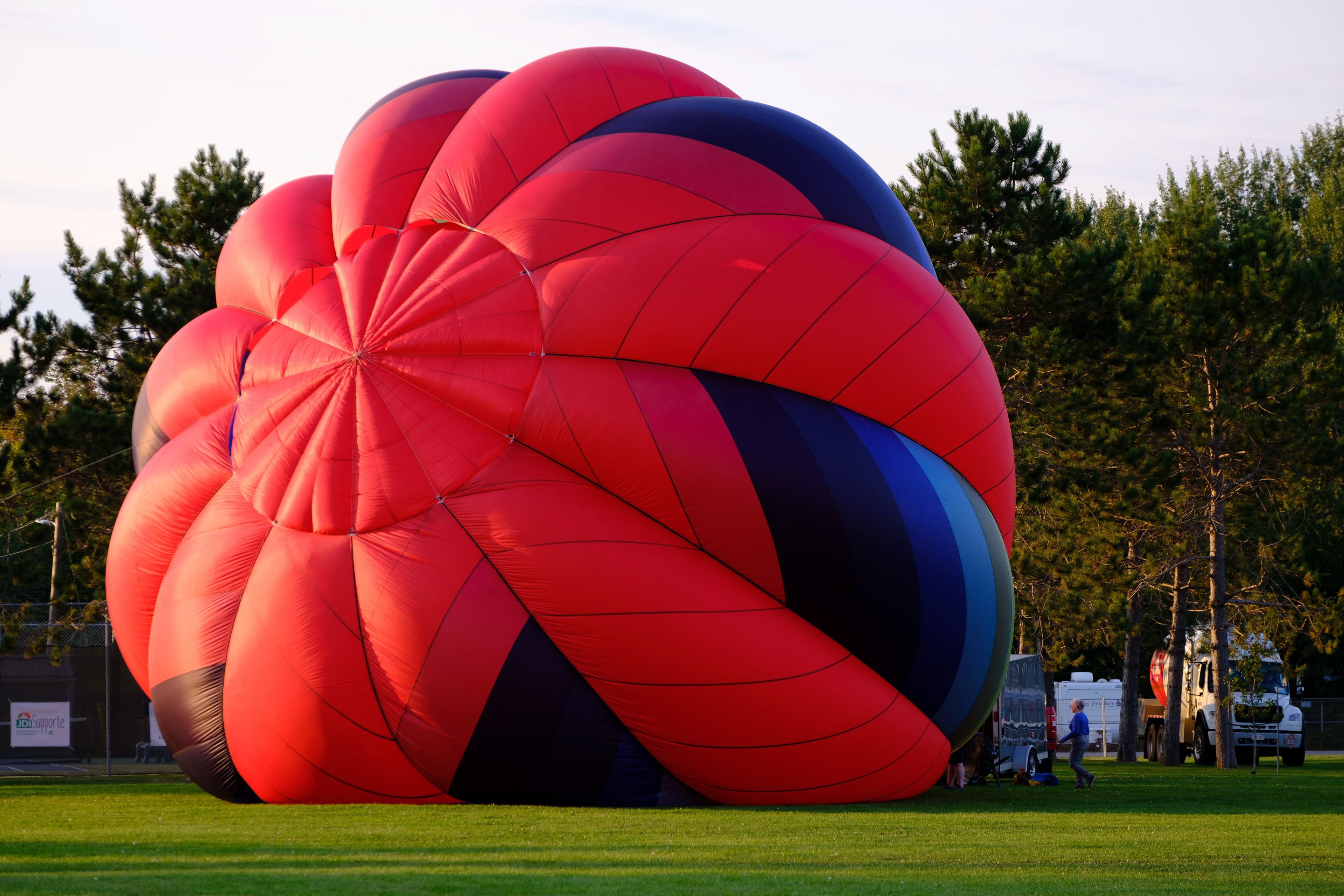 Inflating @Atlantic Balloon Fiesta Sussex, NB