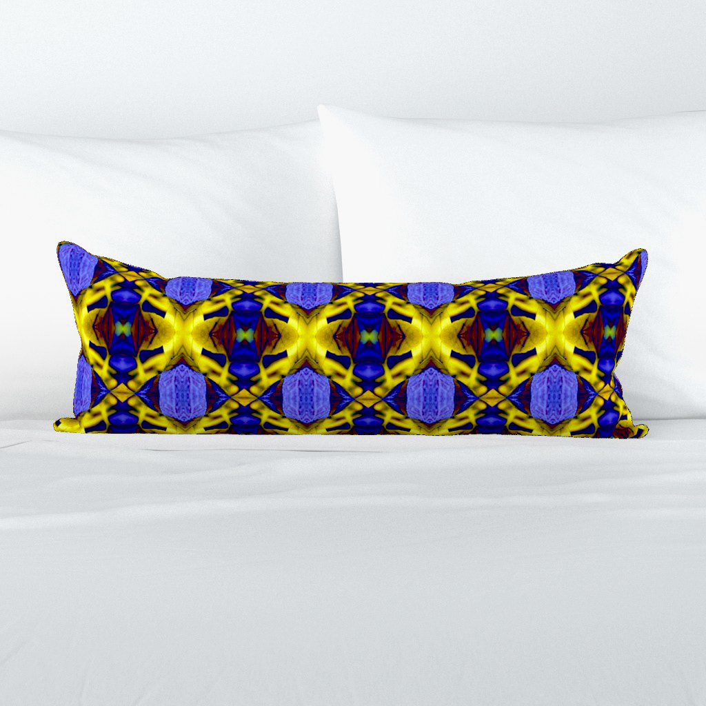 Leaves with the Bright Lights of Autumn in Blue 4 - Lumbar