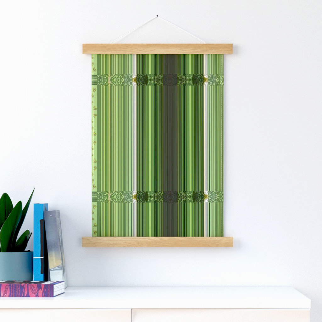 Figs Border with Green Stripes 2