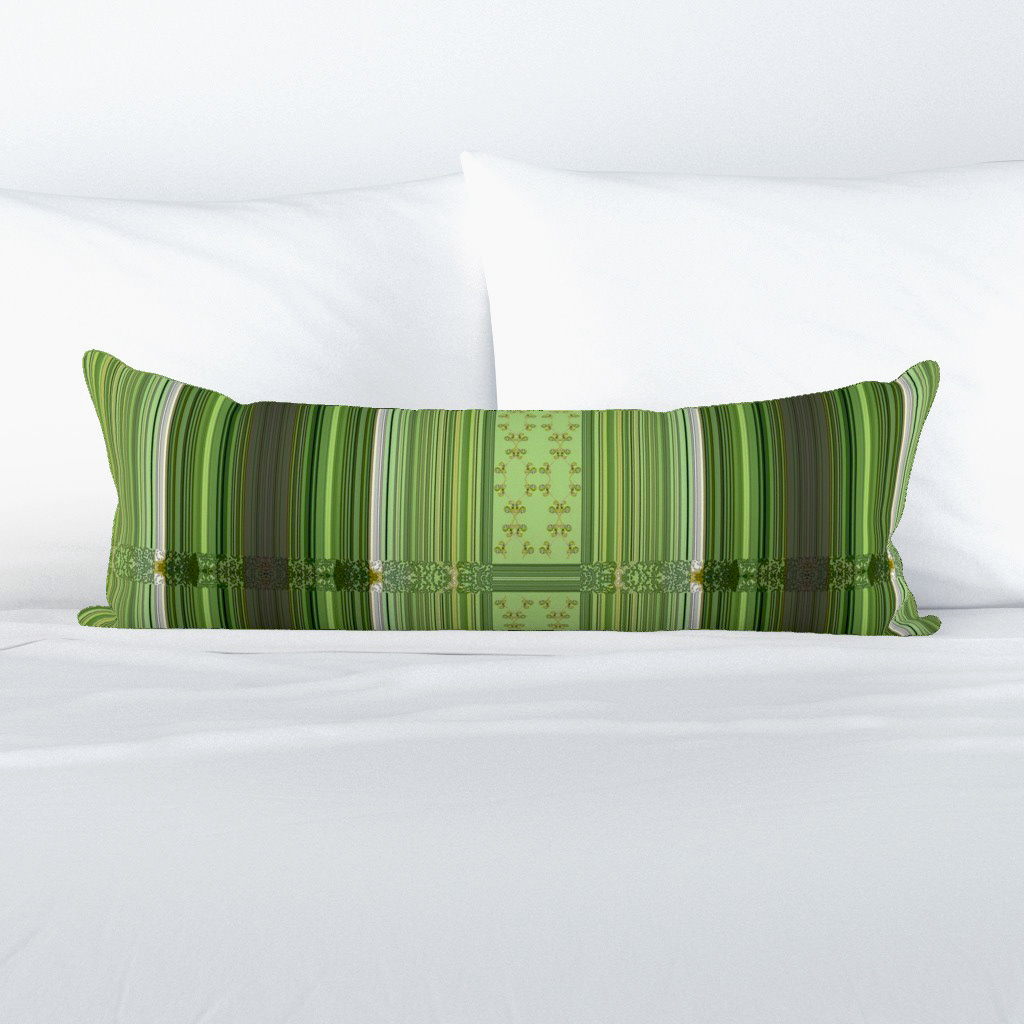 Figs Border with Green Stripes 2 - Lumbar