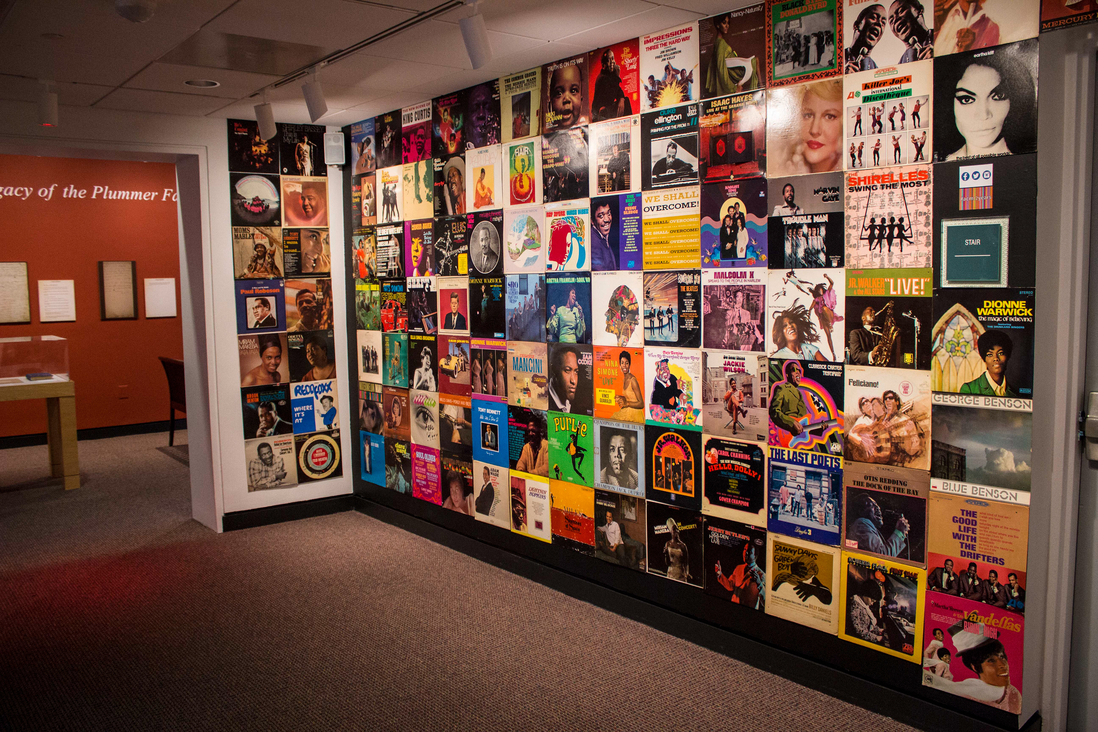 RECORD ALBUM FEATURE WALL