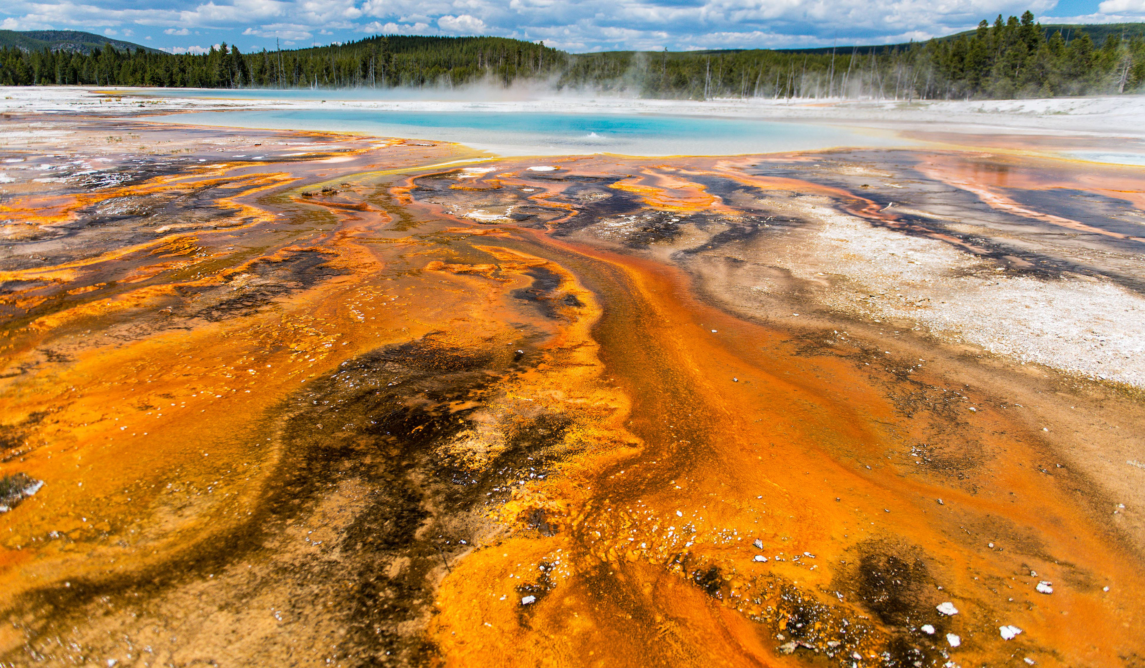 Black Sand Basin