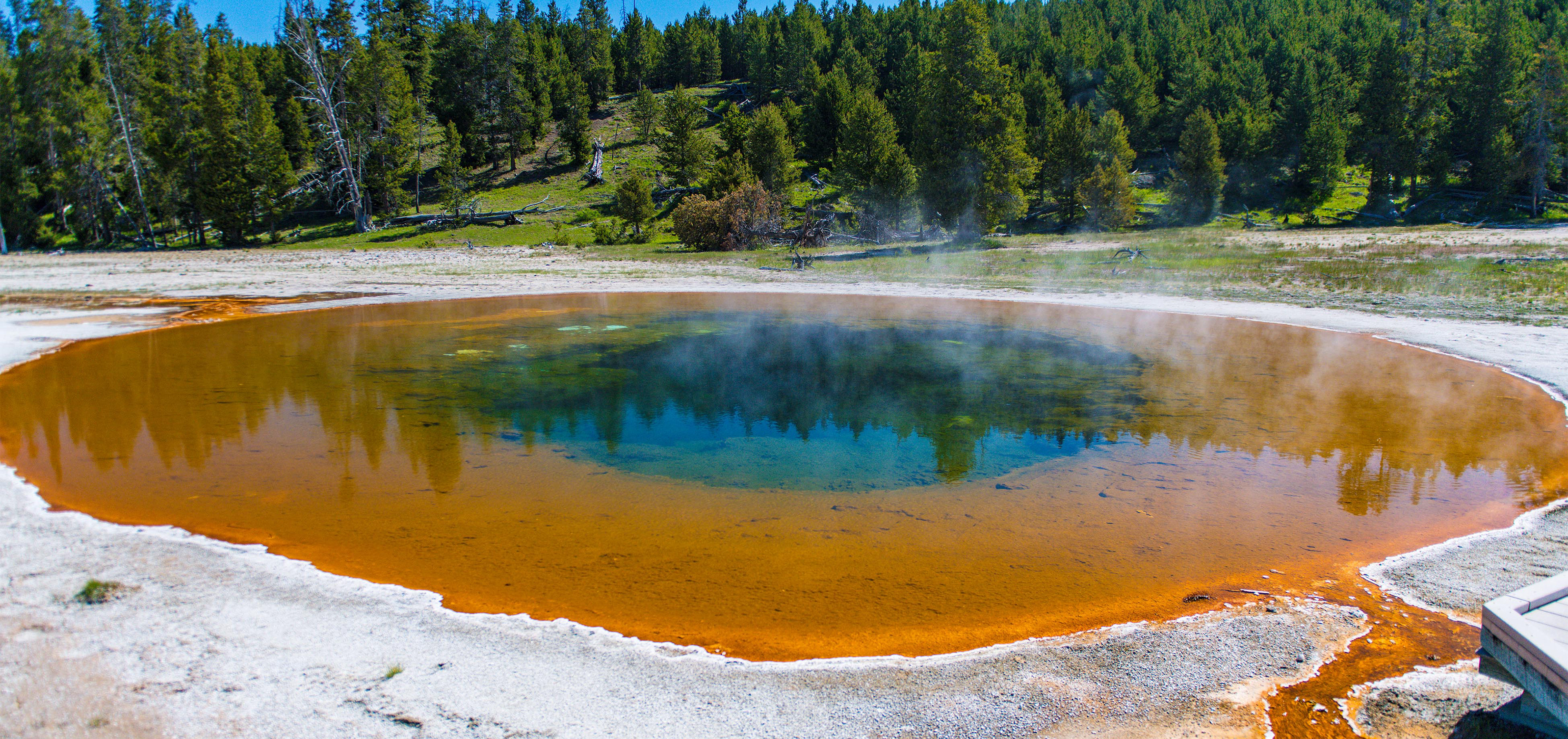 Upper Geyser Basin - Beauty Pool