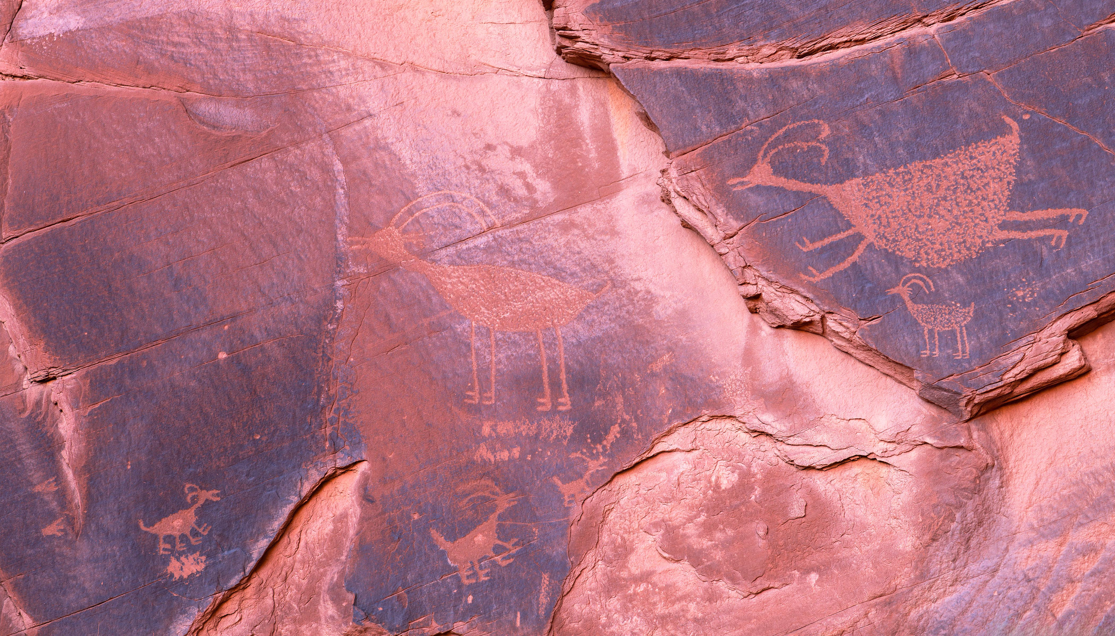Monument Valley - Sun's Eye Arch