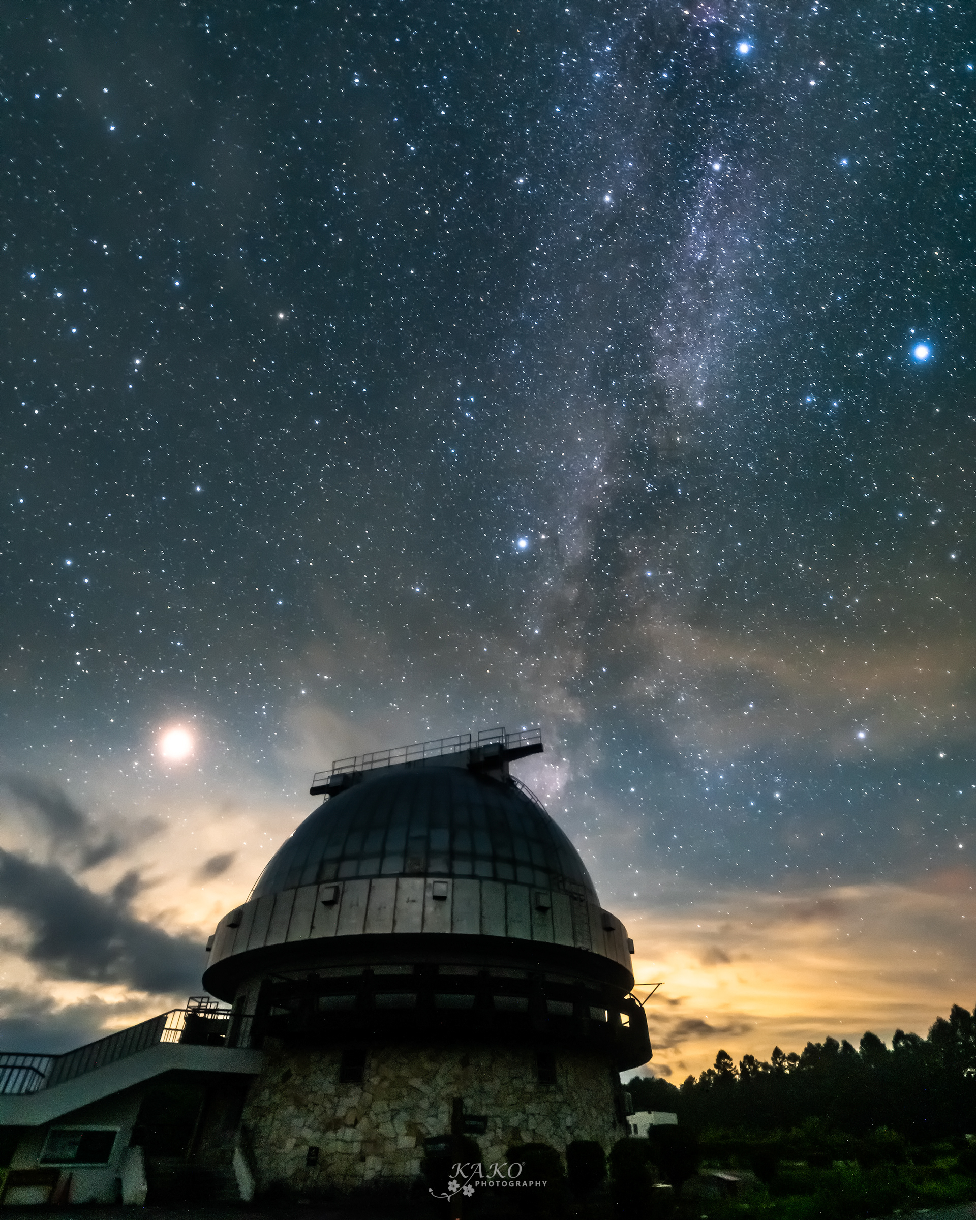 「天文台と天の川」- Observatory and Milky Way -