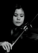 Emi, violin