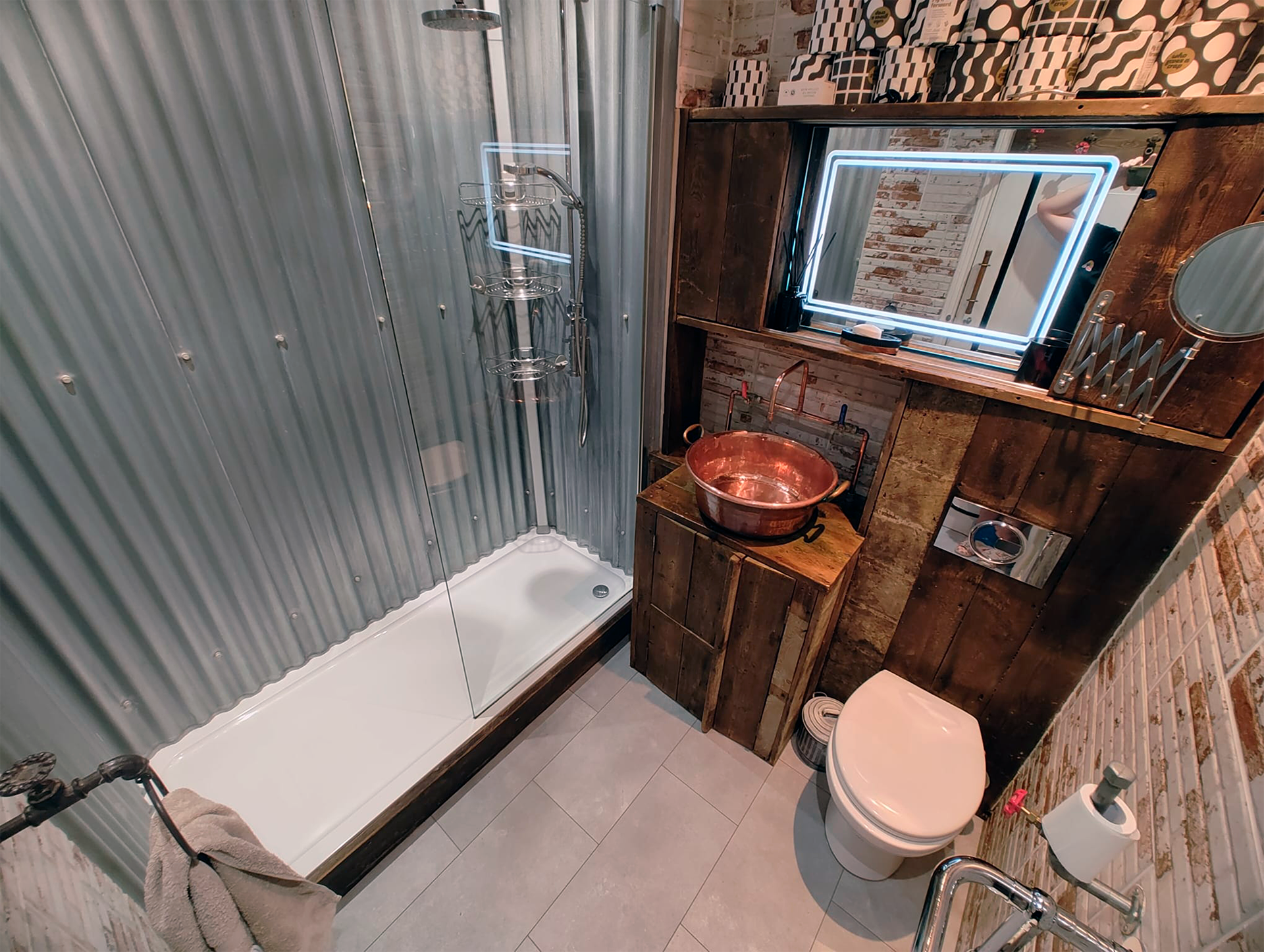 Bathroom - Industrial/shabby chic
