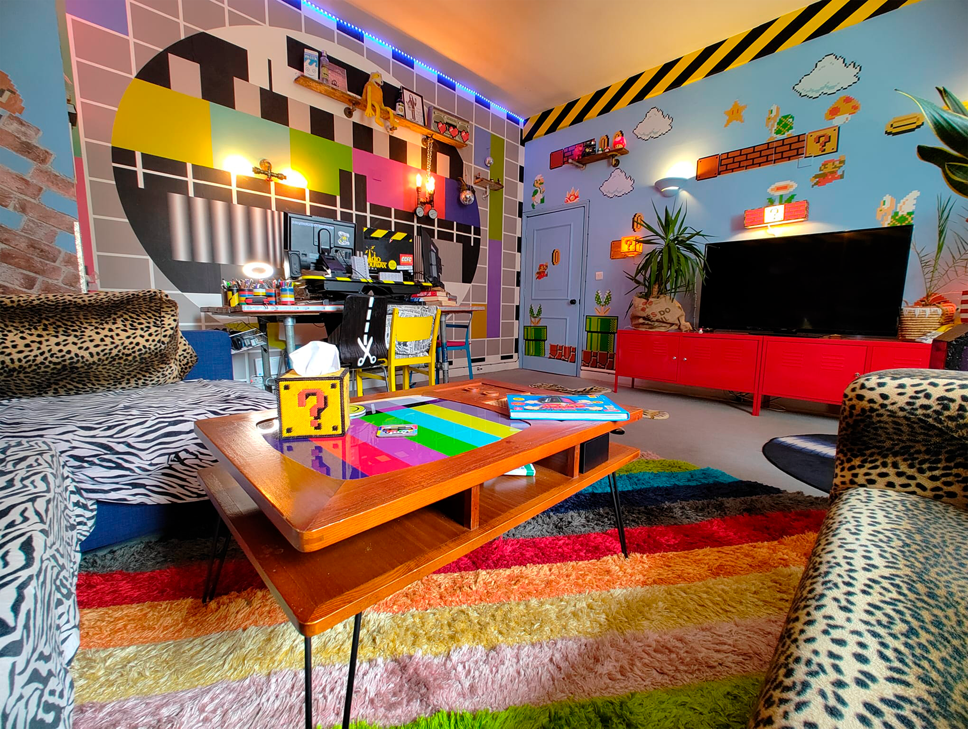 Living room - TV Test Card Wall mural