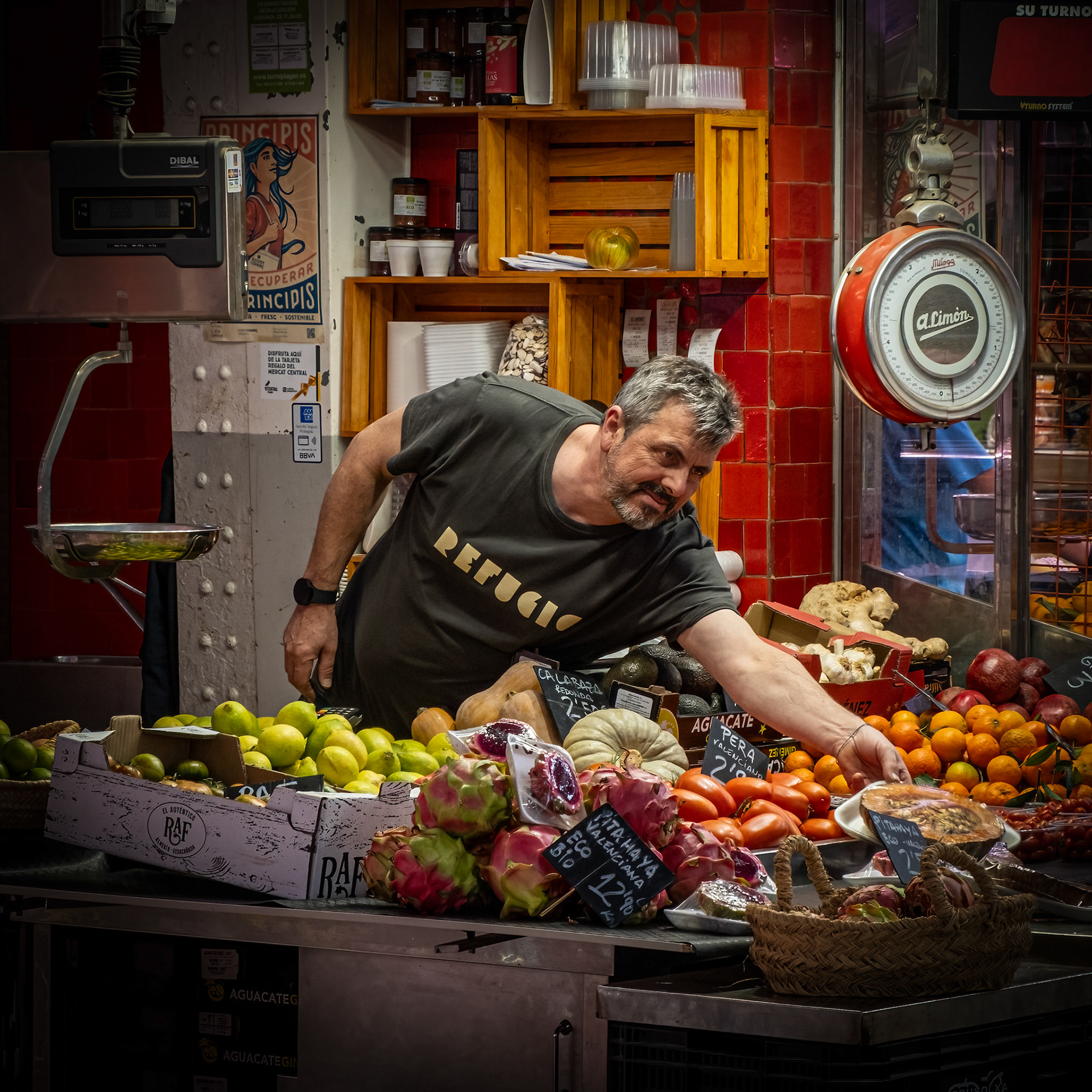 Spanish Market Trader