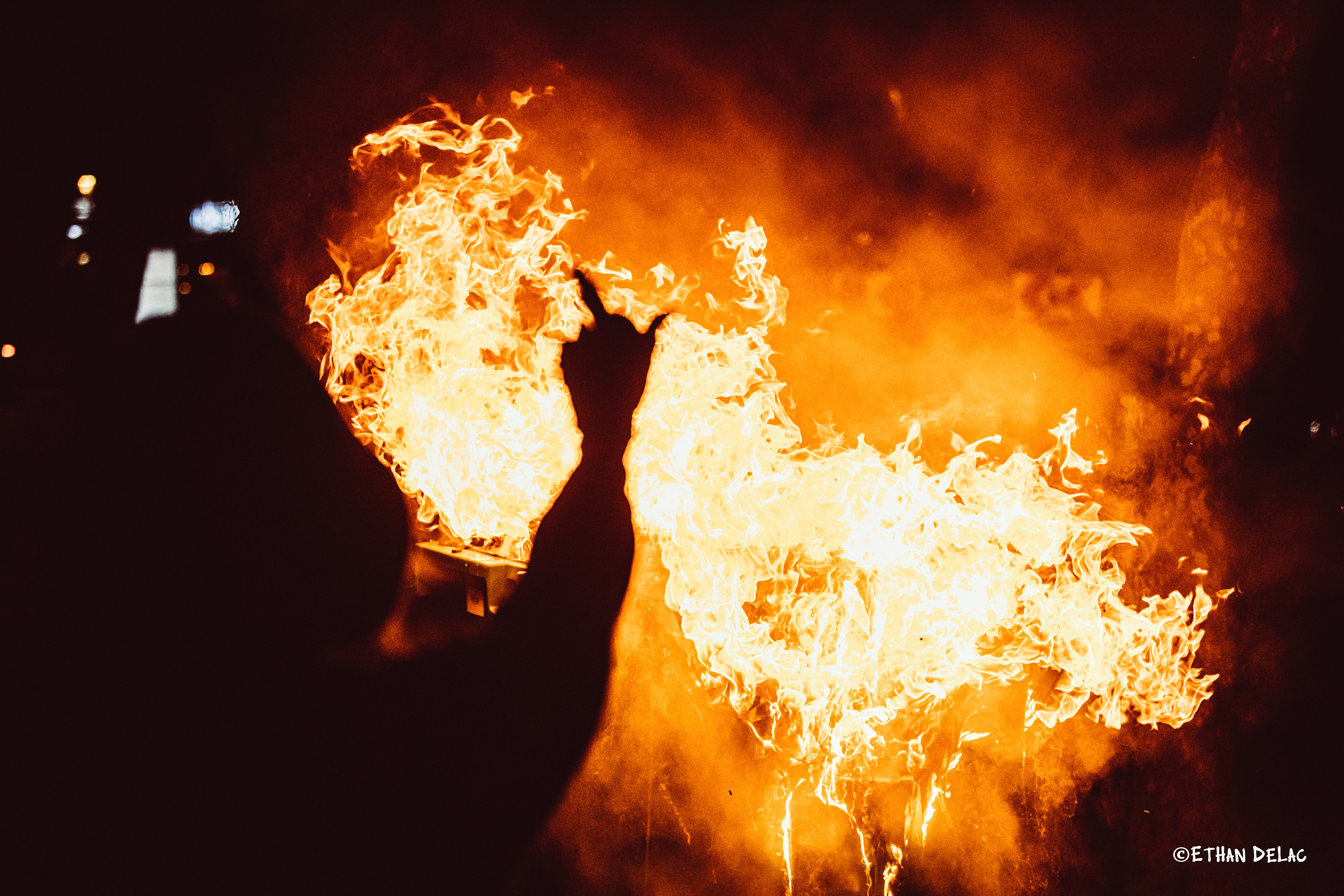 Emeutes contre le 49.3