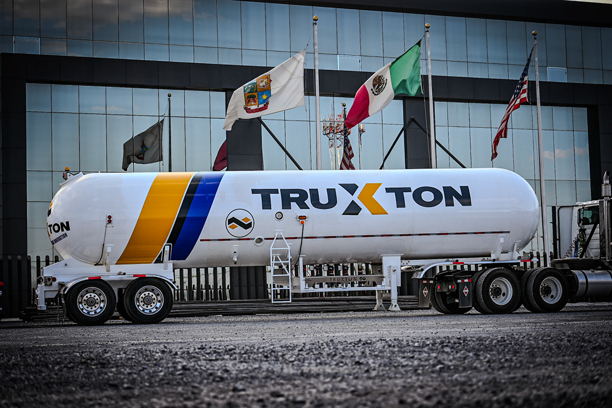 TRUXTON TRAILERS TANQUE PARA GAS LP CAP. 10,500 GAL.