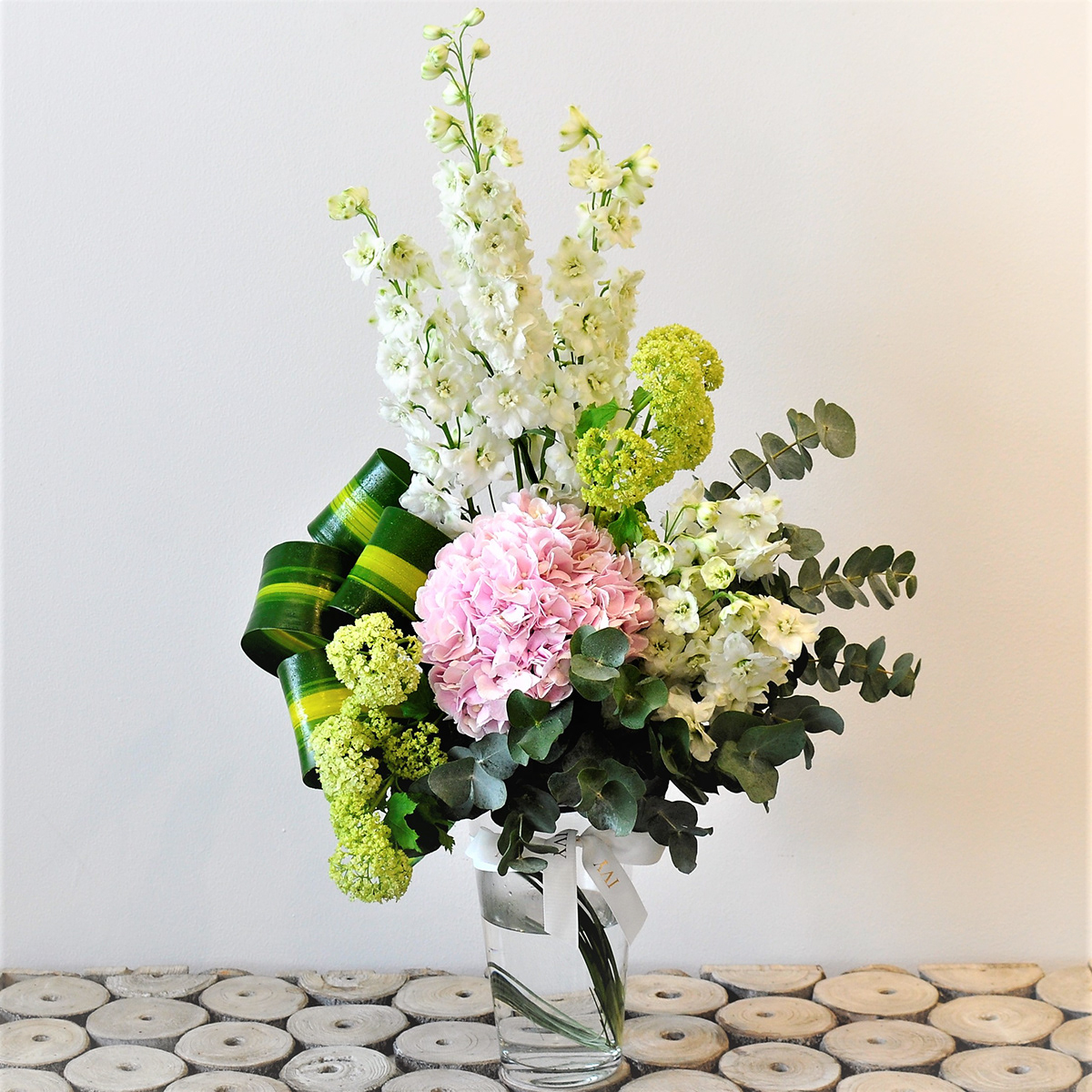 ivy chocolates & flowers - Fresh Flower Arrangements