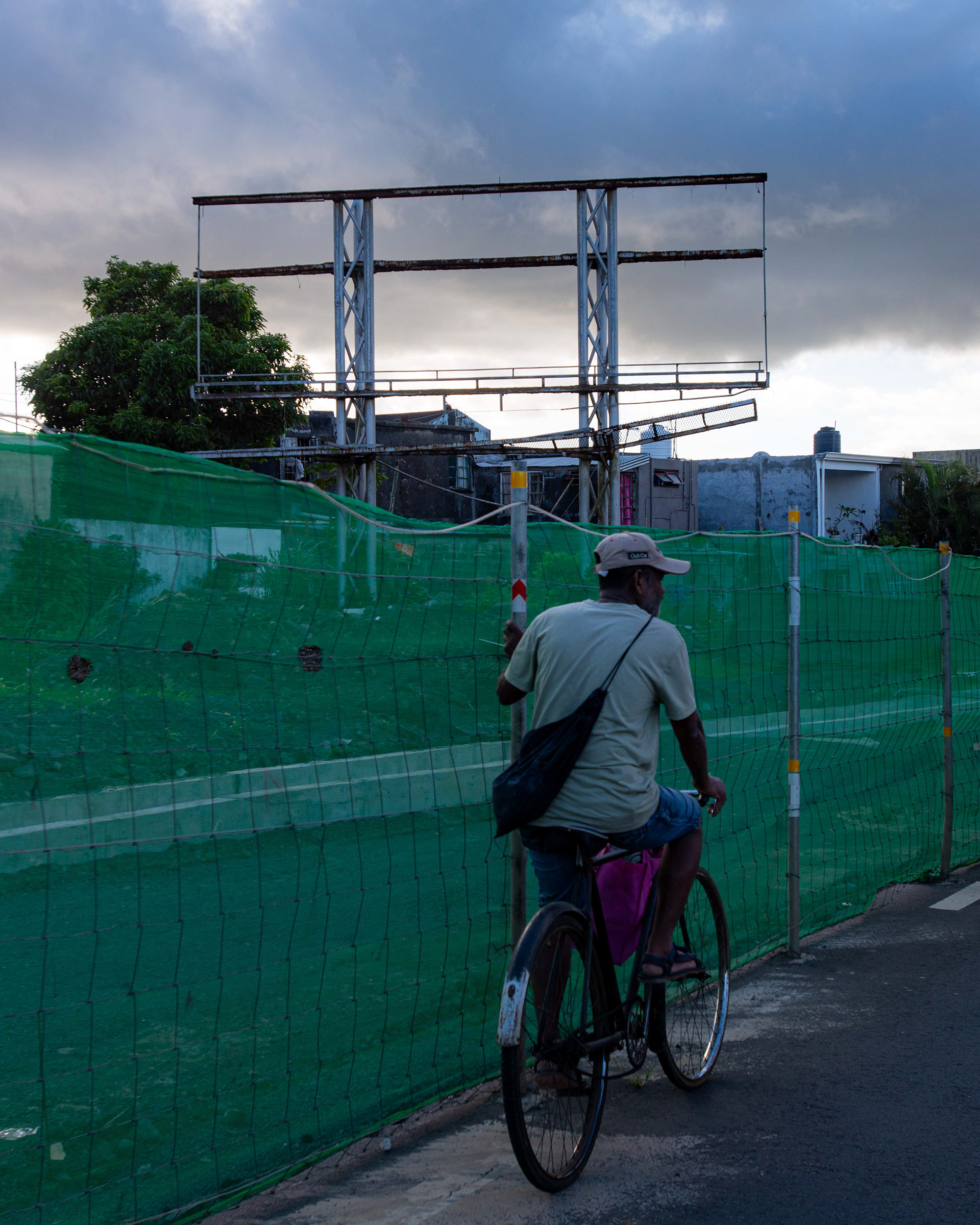 Holding on the a promise. Vacoas, Mauritius 2021