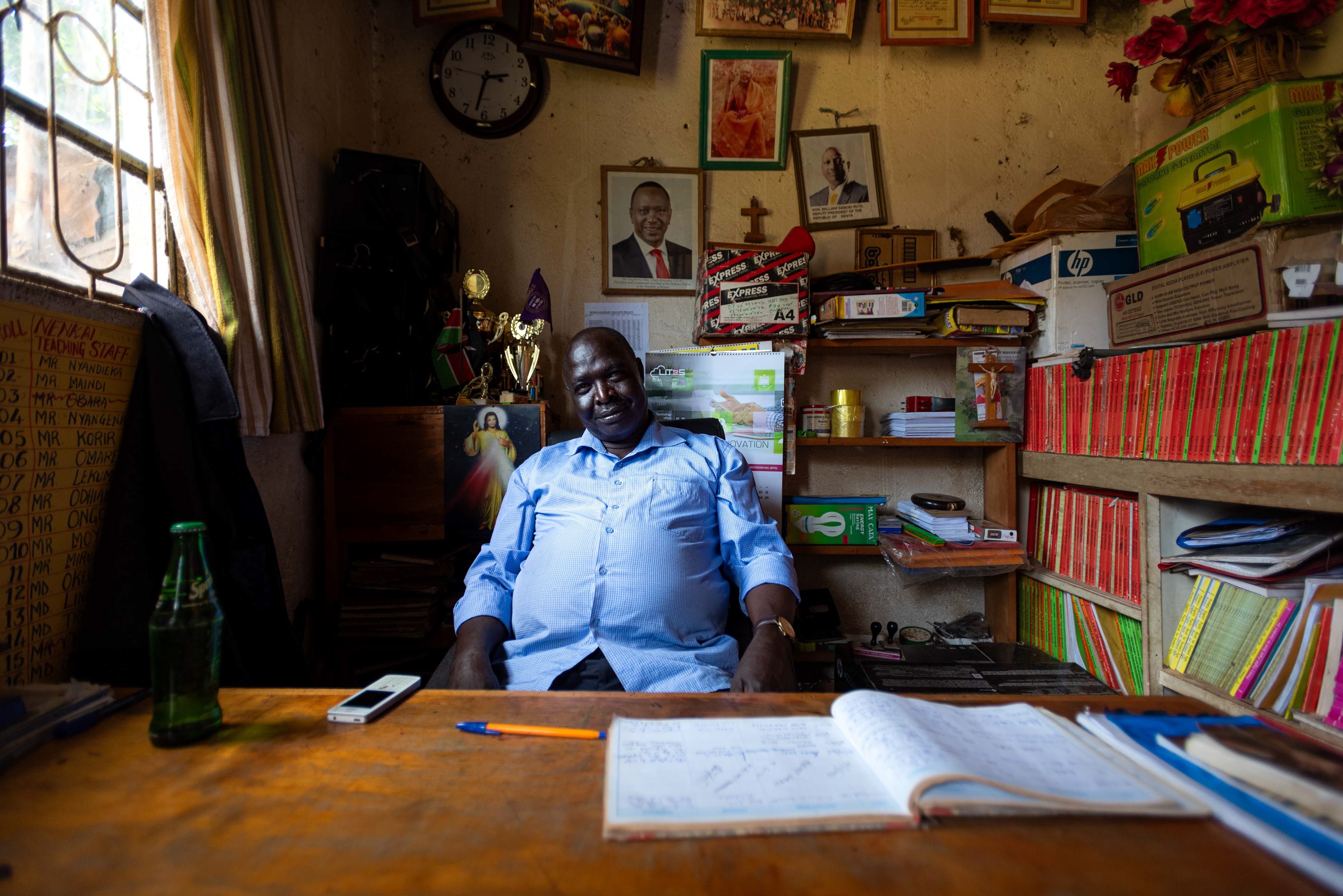Portrait du directeur de l'ecole Nenkai Academy. Kenya 2017