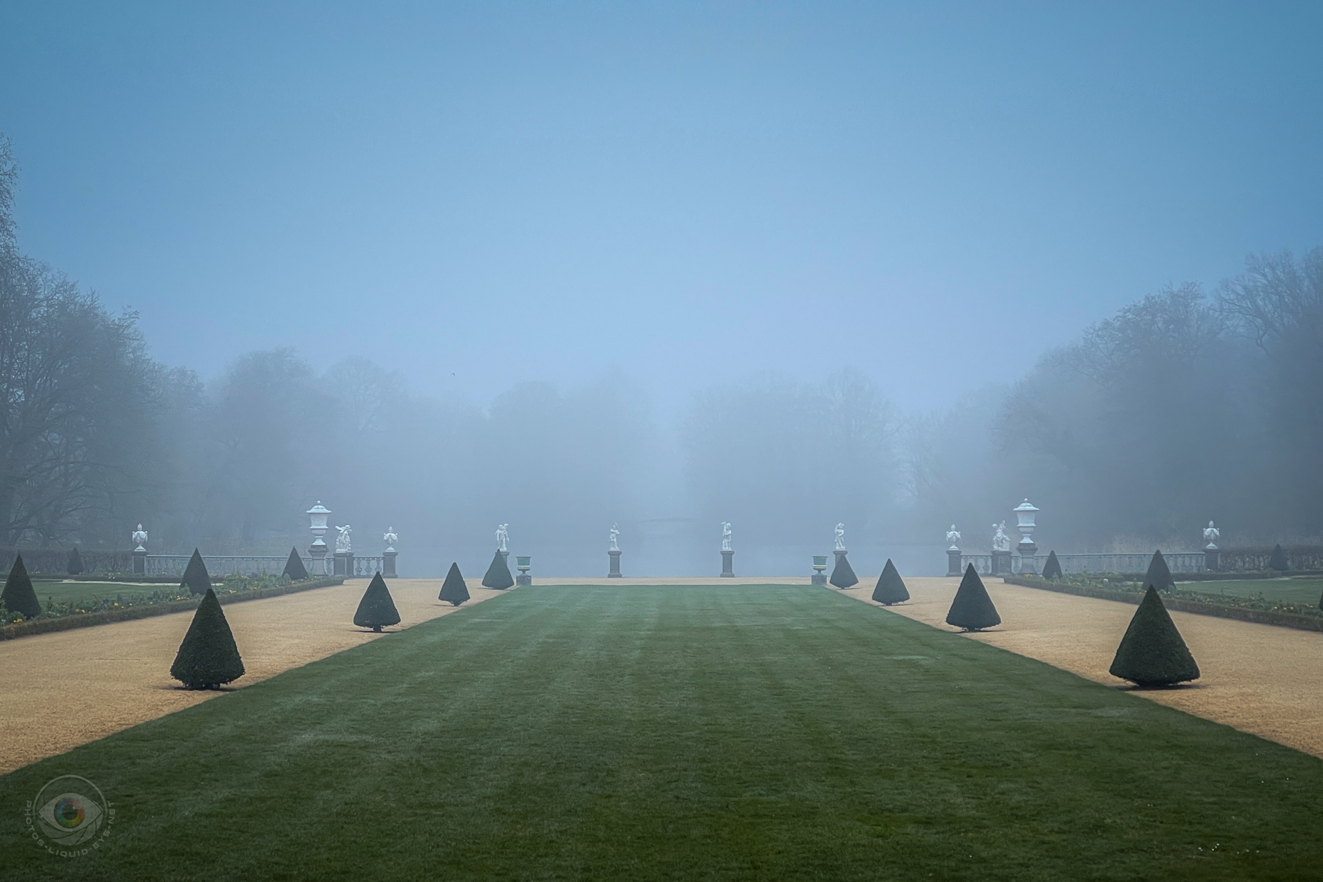 Foggy Morning • Palace Garden