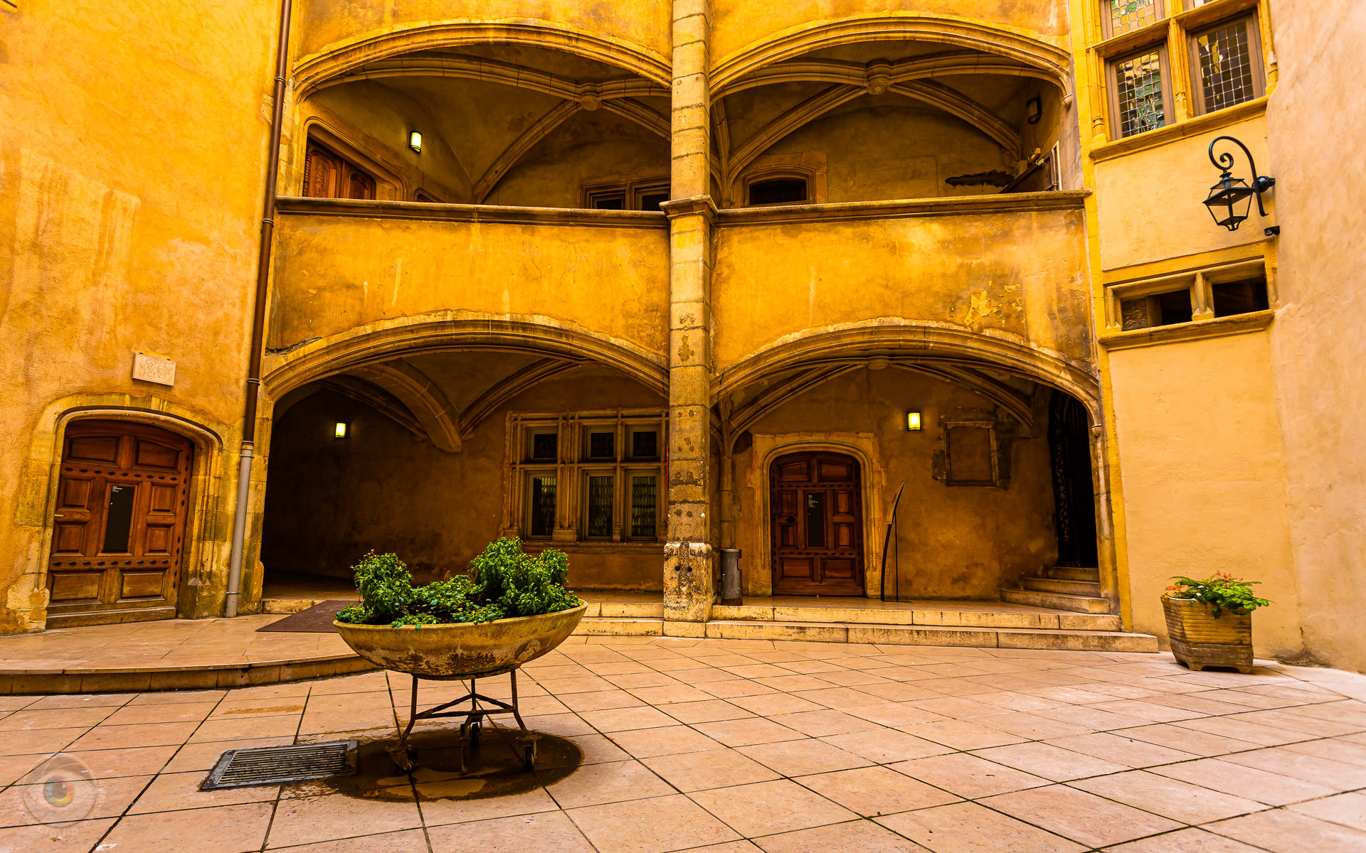 Cour Maurice Scève