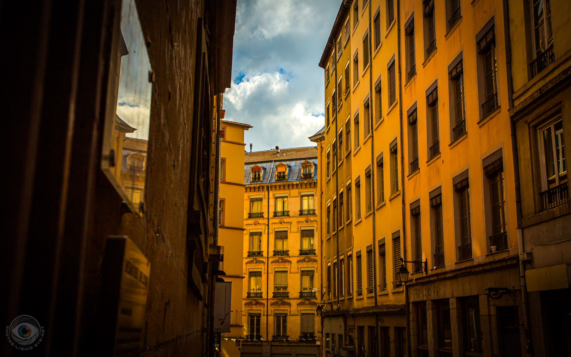 Lyon Alley View