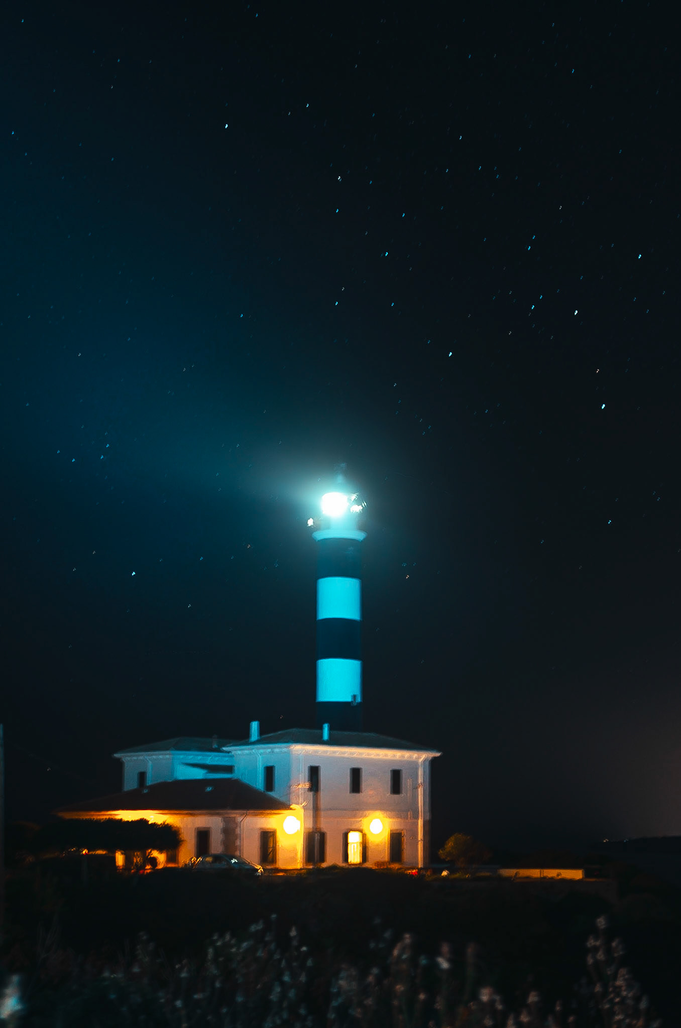 ES