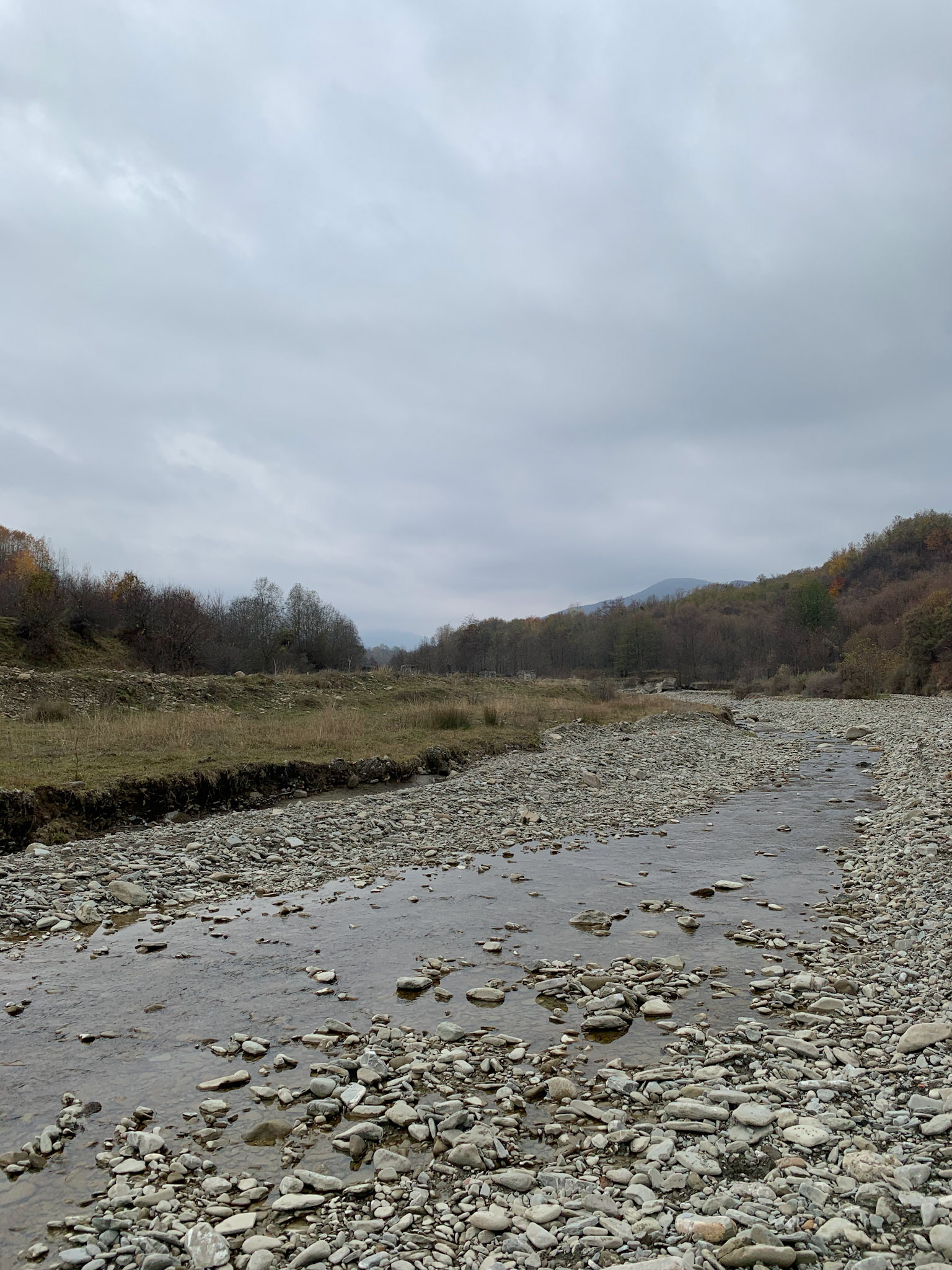 We started walking above this path which seemed like river would come gushing