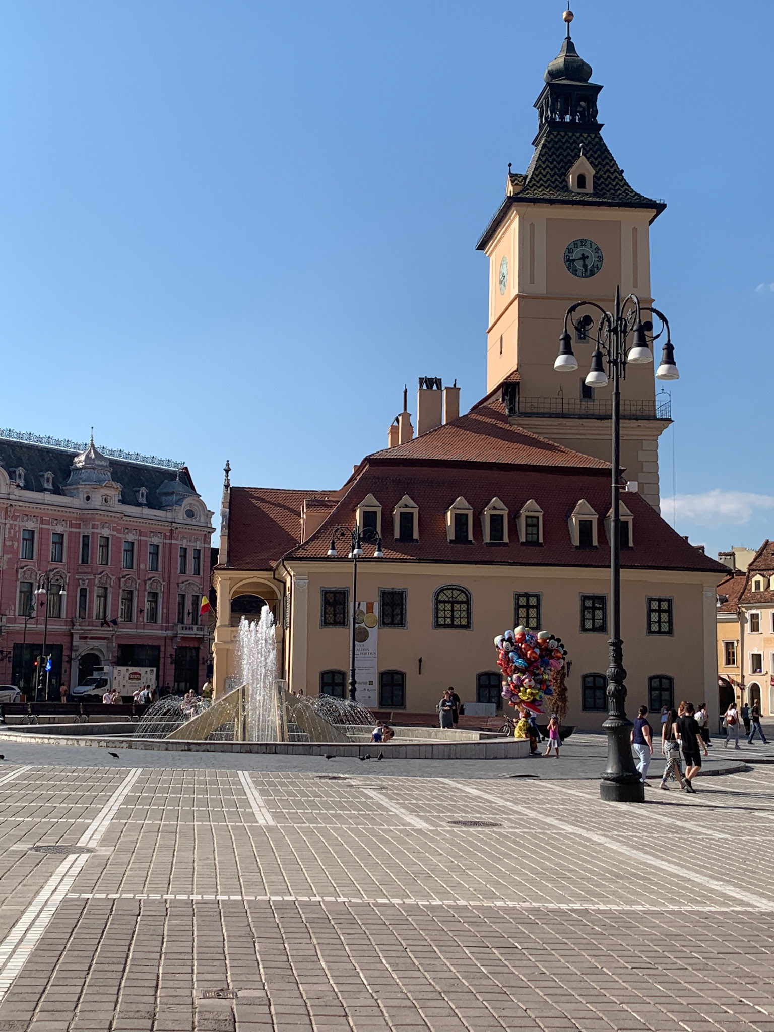 Piața Sfatului, i.e., Brasov Main Square
