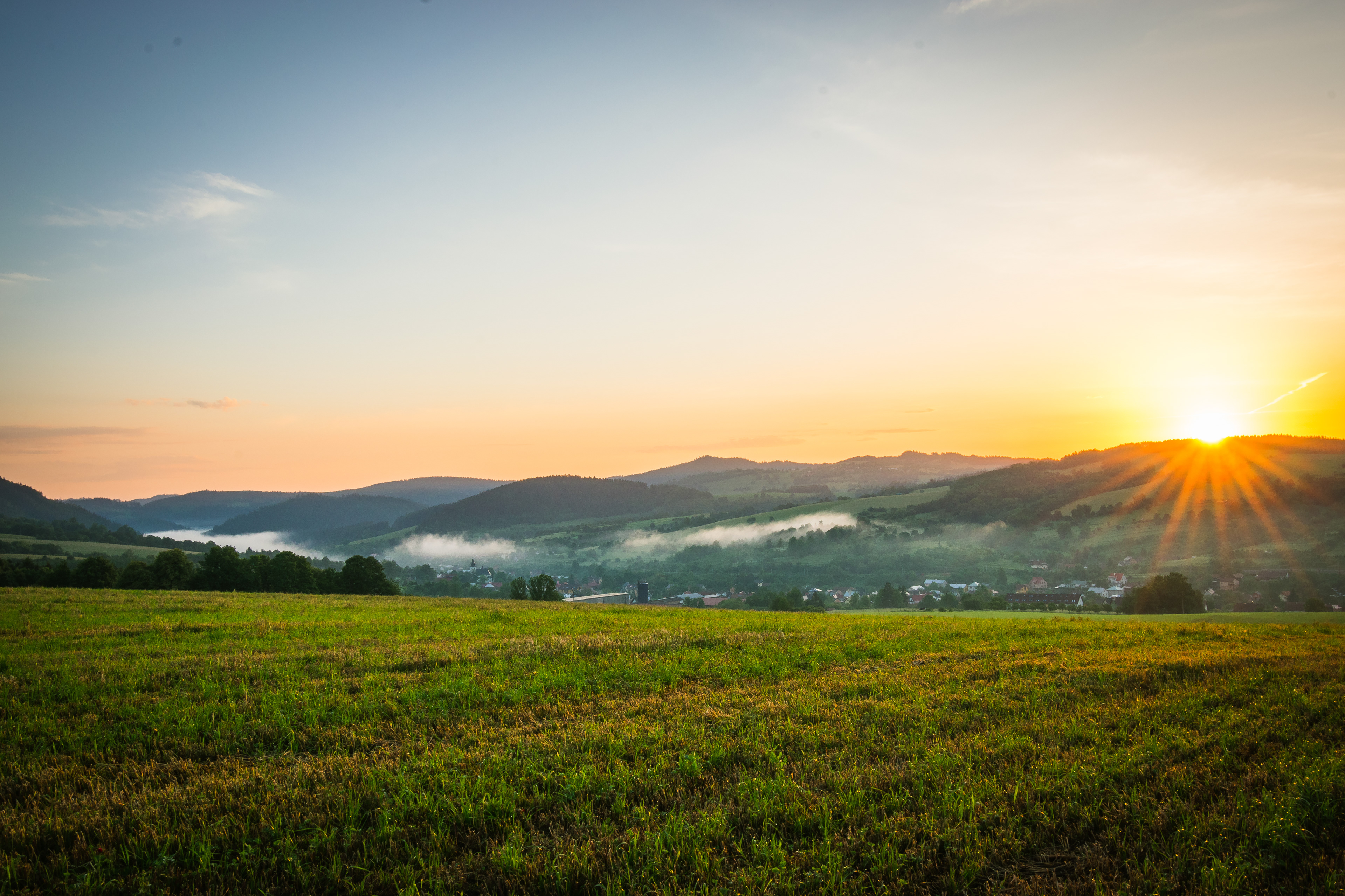 Svítání nad Lidečkem
