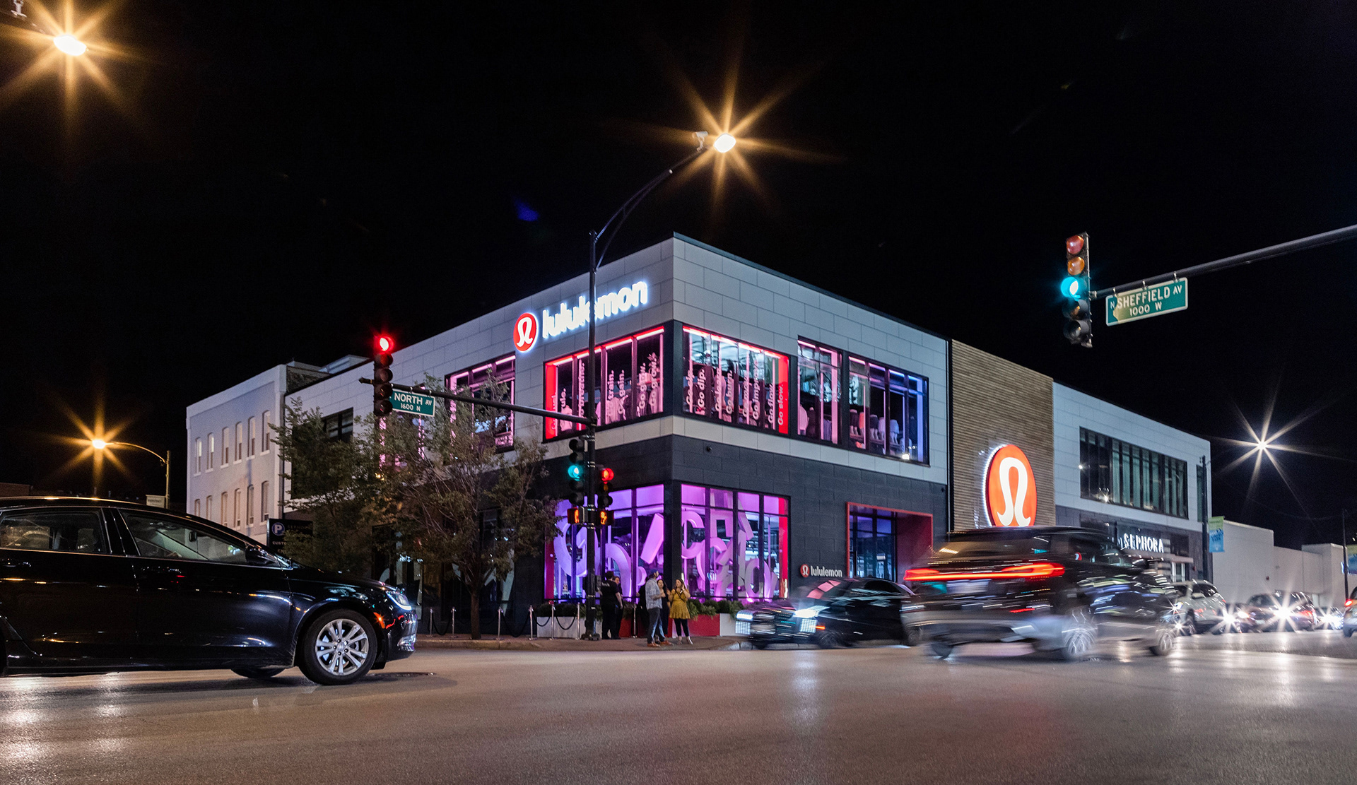 Lululemon Launches 'Experiential Store' With Restaurant And Bar